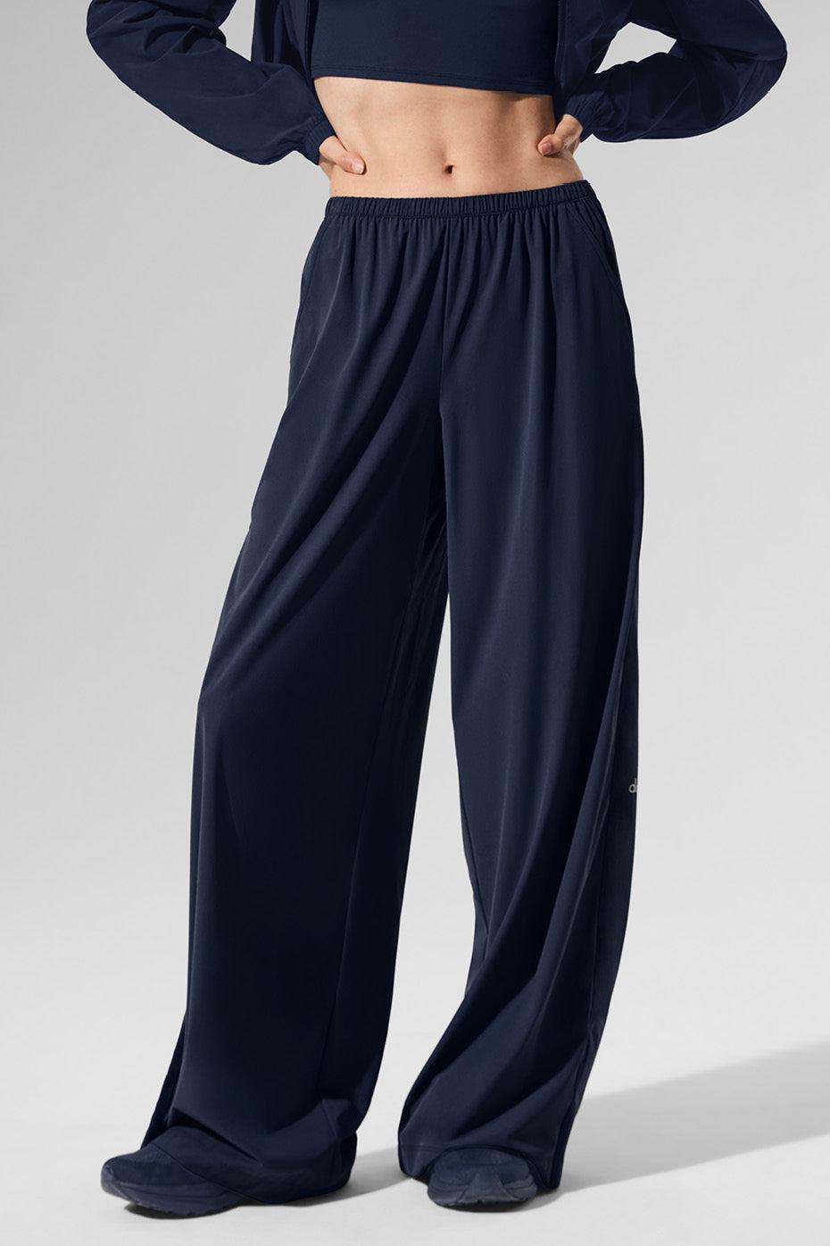 Breezy Wide Leg Pant - Navy Product Image