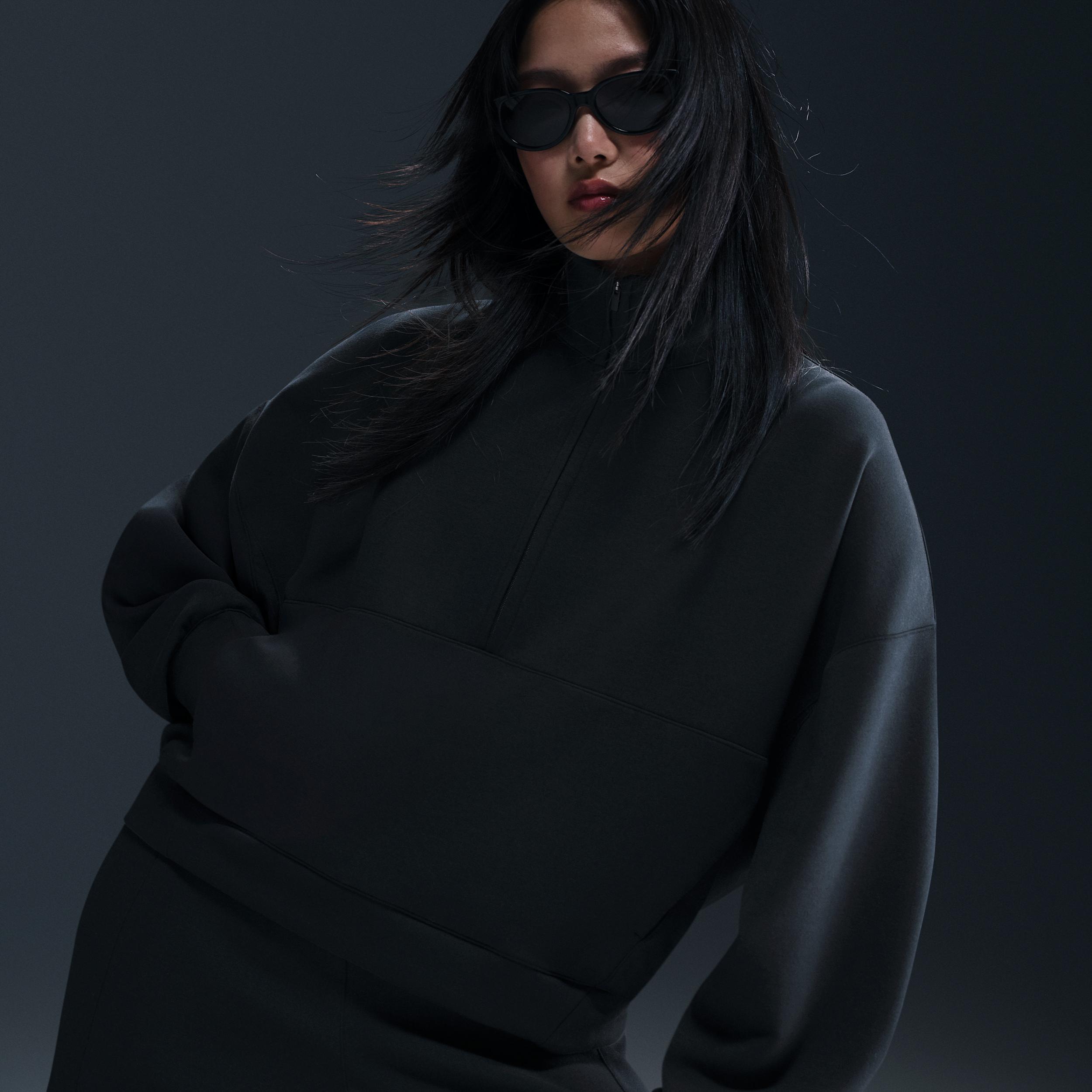 Nike Women's 24.7 ImpossiblySoft Dri-FIT Oversized 1/2-Zip Top Product Image