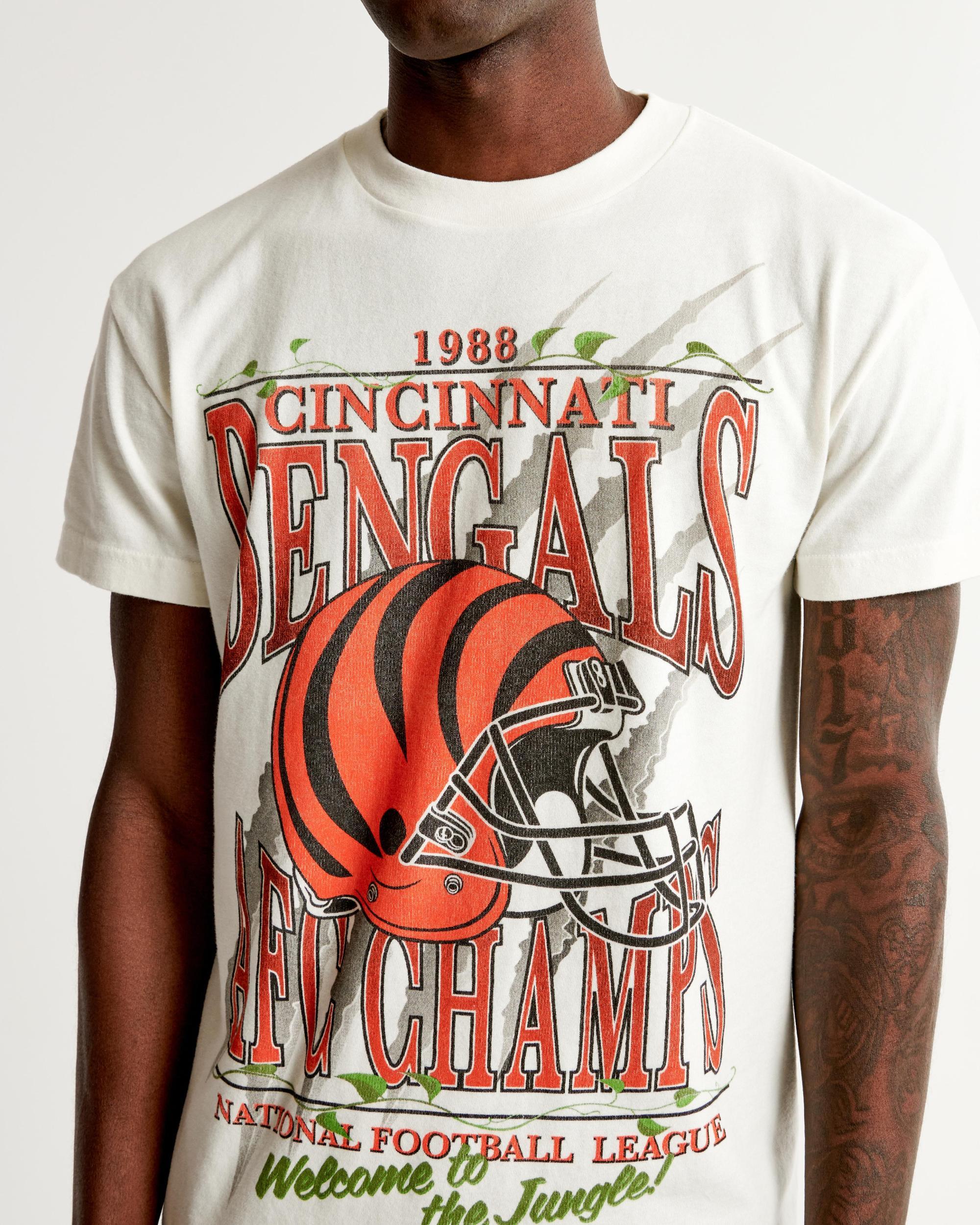 Tampa Bay Buccaneers Graphic Tee Product Image