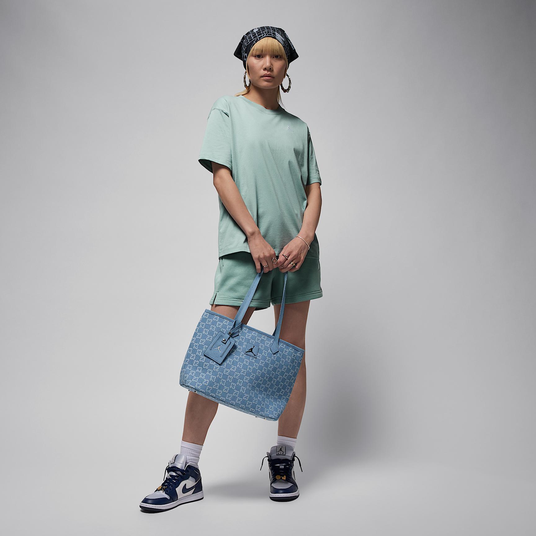 Women's Jordan Essentials Top Product Image