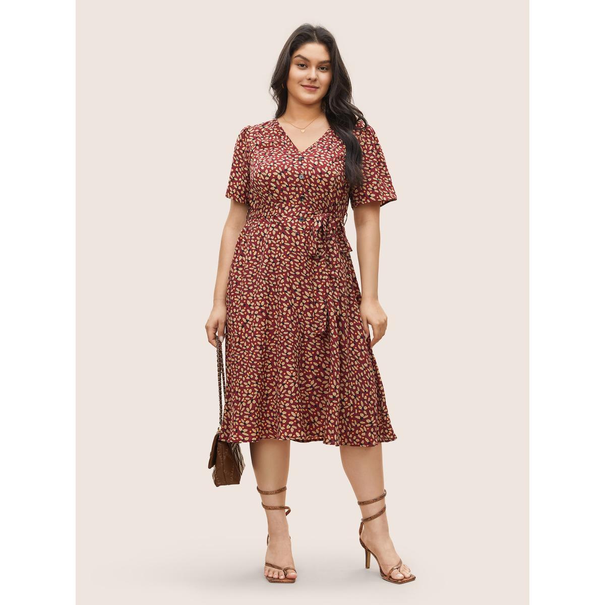 Plus Size Geometric Graphic Button Detail Pocket Dress Burgundy Women At the Office Non V-neck Short sleeve Curvy Midi Dress BloomChic 26/4X Product Image