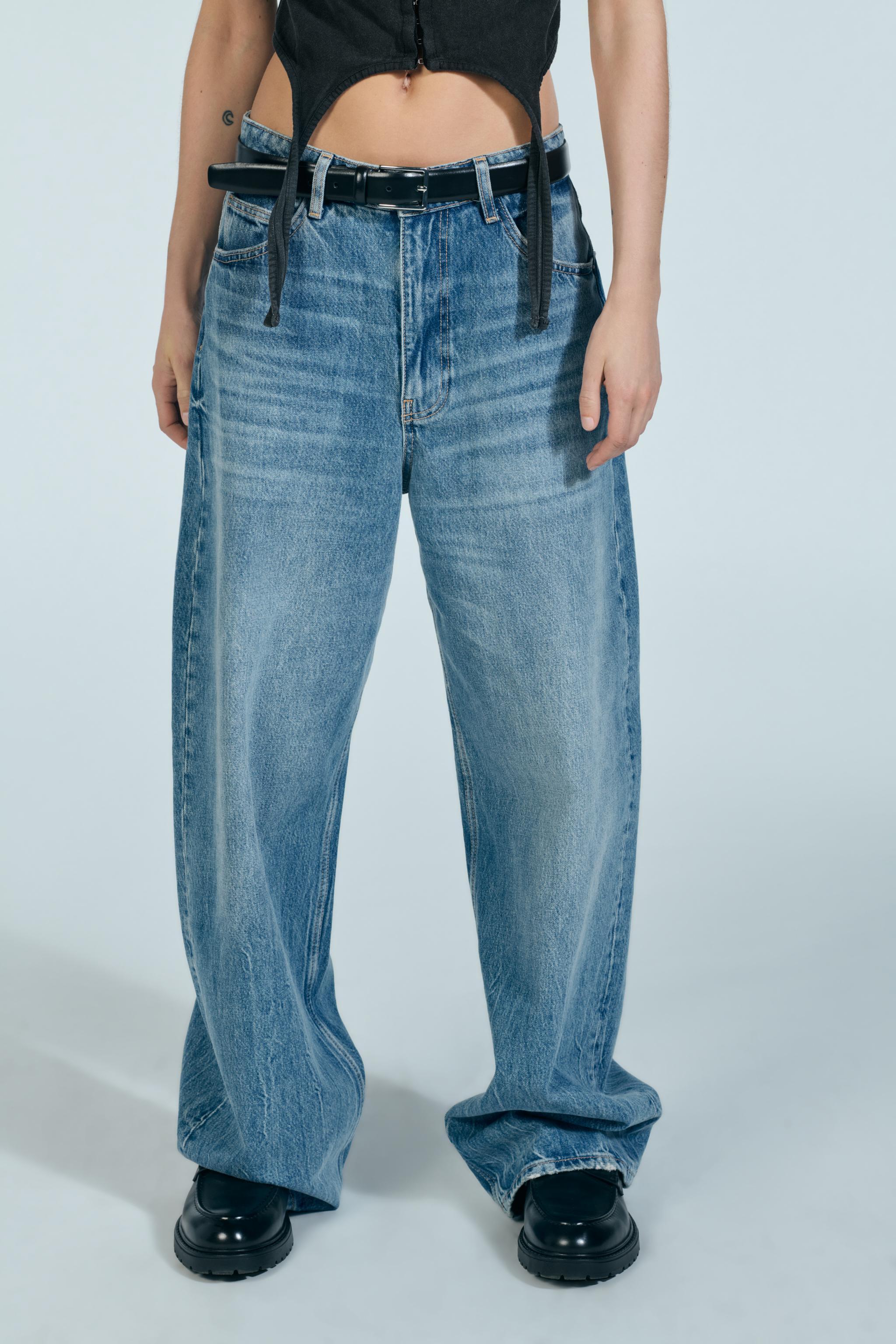 OVERSIZE TRF RELAXED JEANS WITH A MID WAIST Product Image