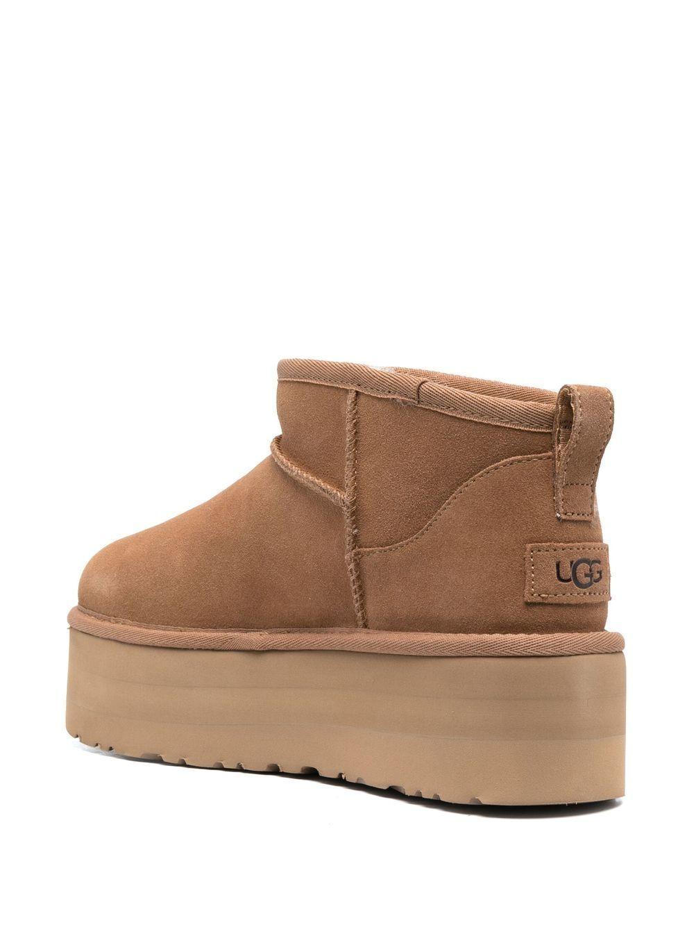 Classic Ultra Mini platform boots Product Image