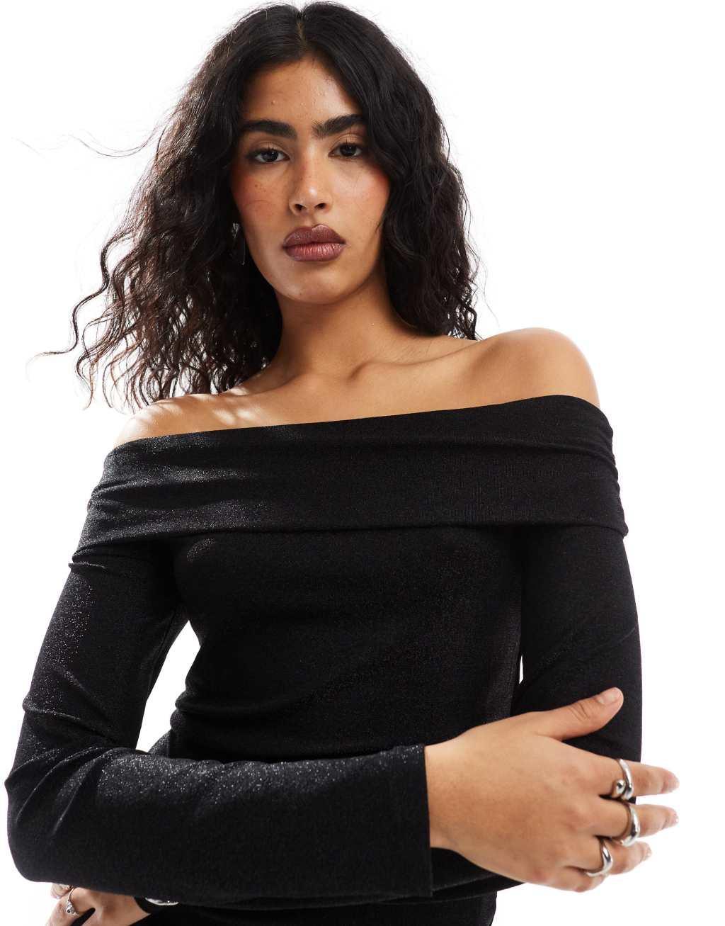 Pieces long sleeve off-shoulder top in black glitter Product Image