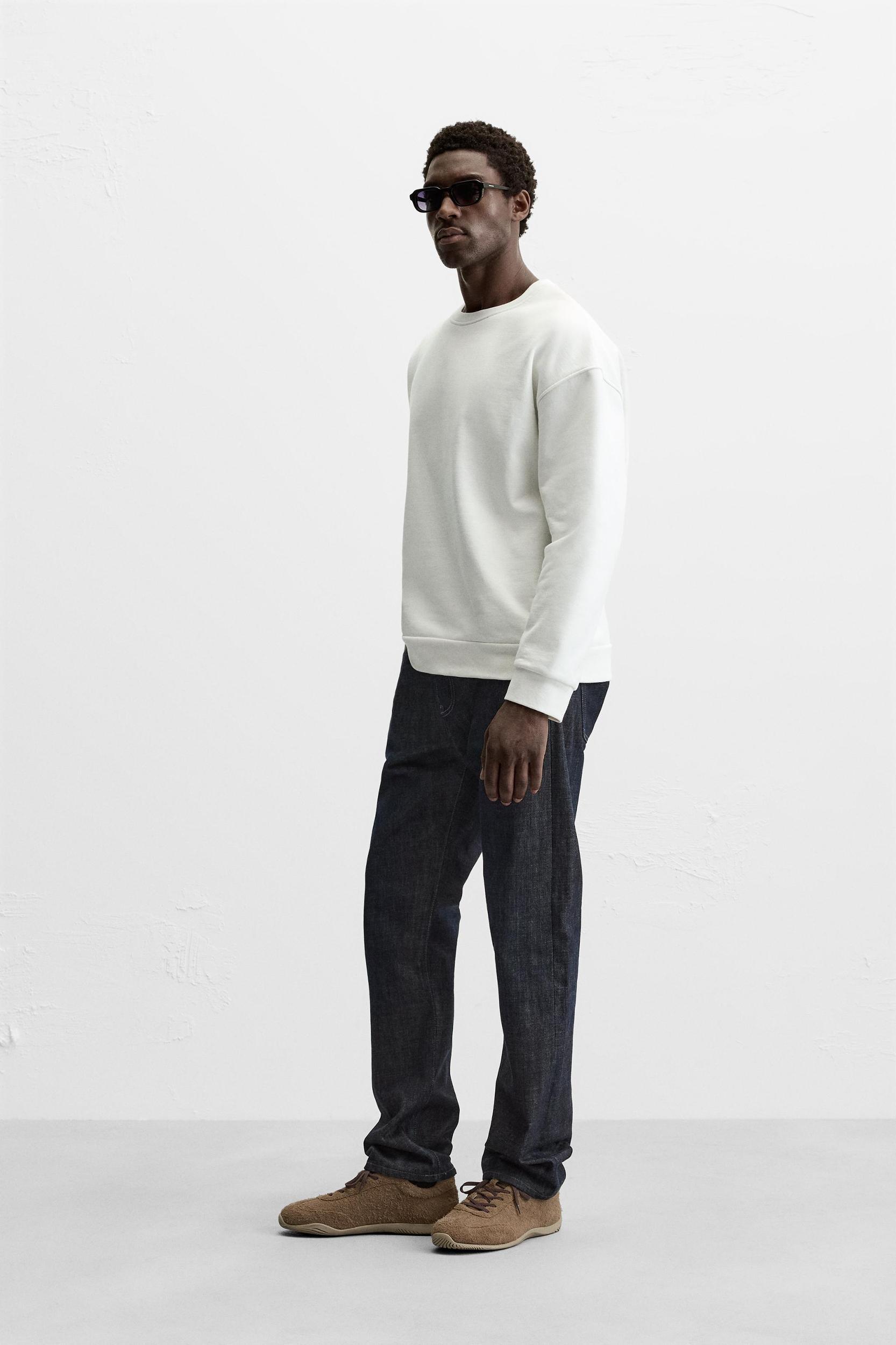 MIXED PATCH SWEATSHIRT Product Image