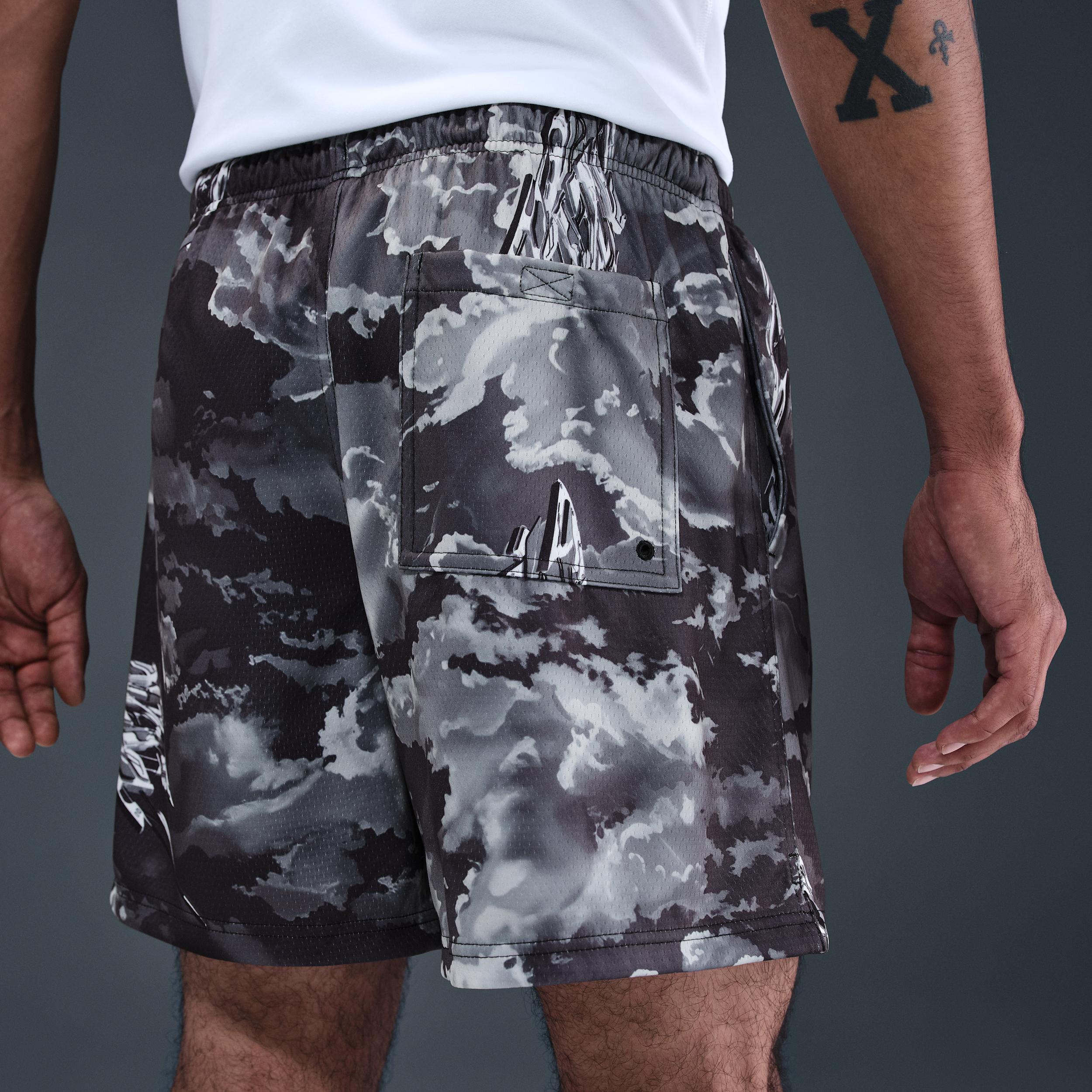 Men's Nike Sportswear Club Mesh Flow Shorts Product Image