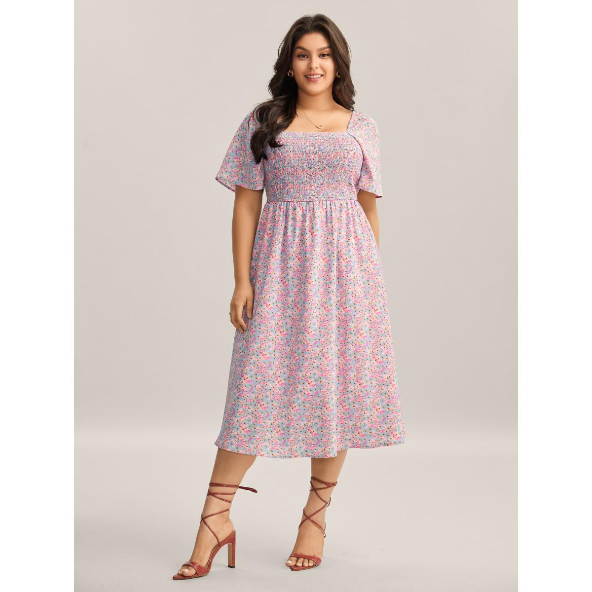 Plus Size Floral Print Shirred Pockets Midi Dress Blush Women Square Neck Short sleeve Curvy BloomChic 28/5X Product Image