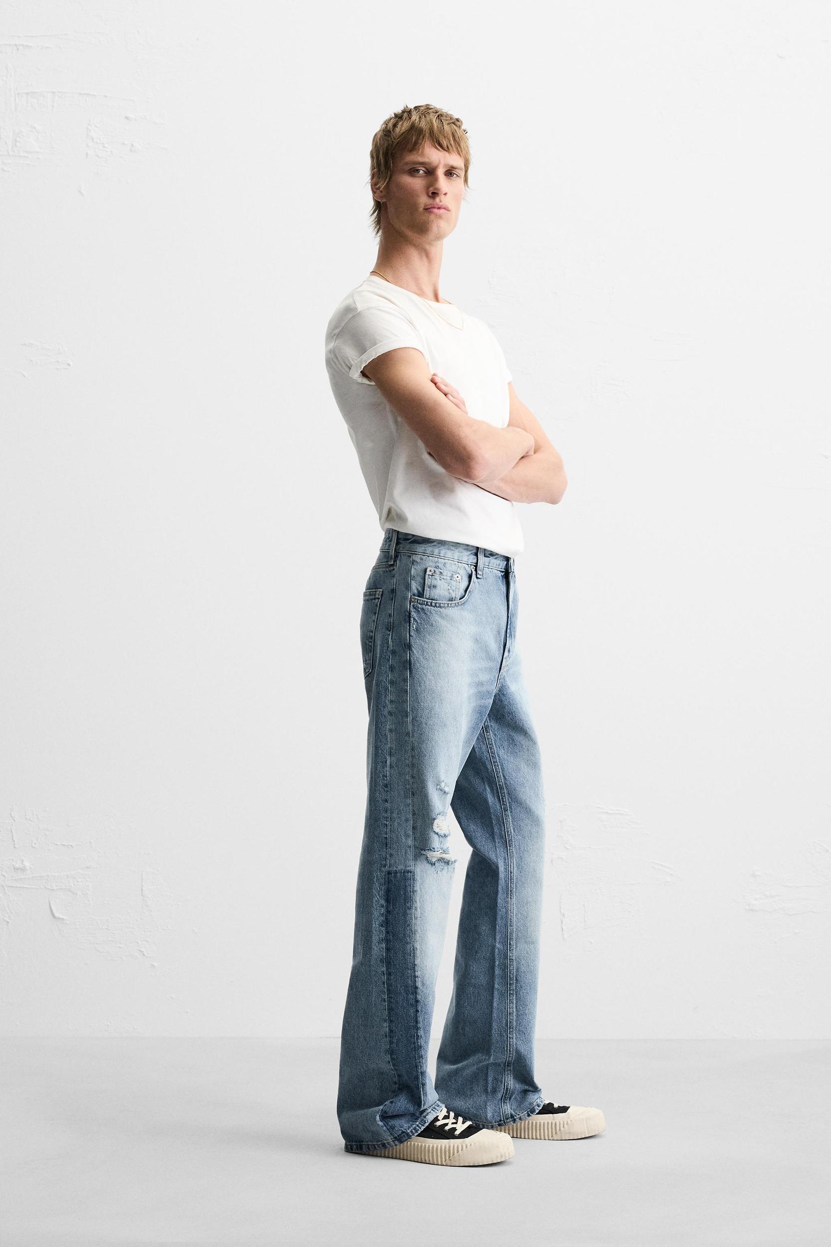 RIPPED FLARE FIT JEANS Product Image