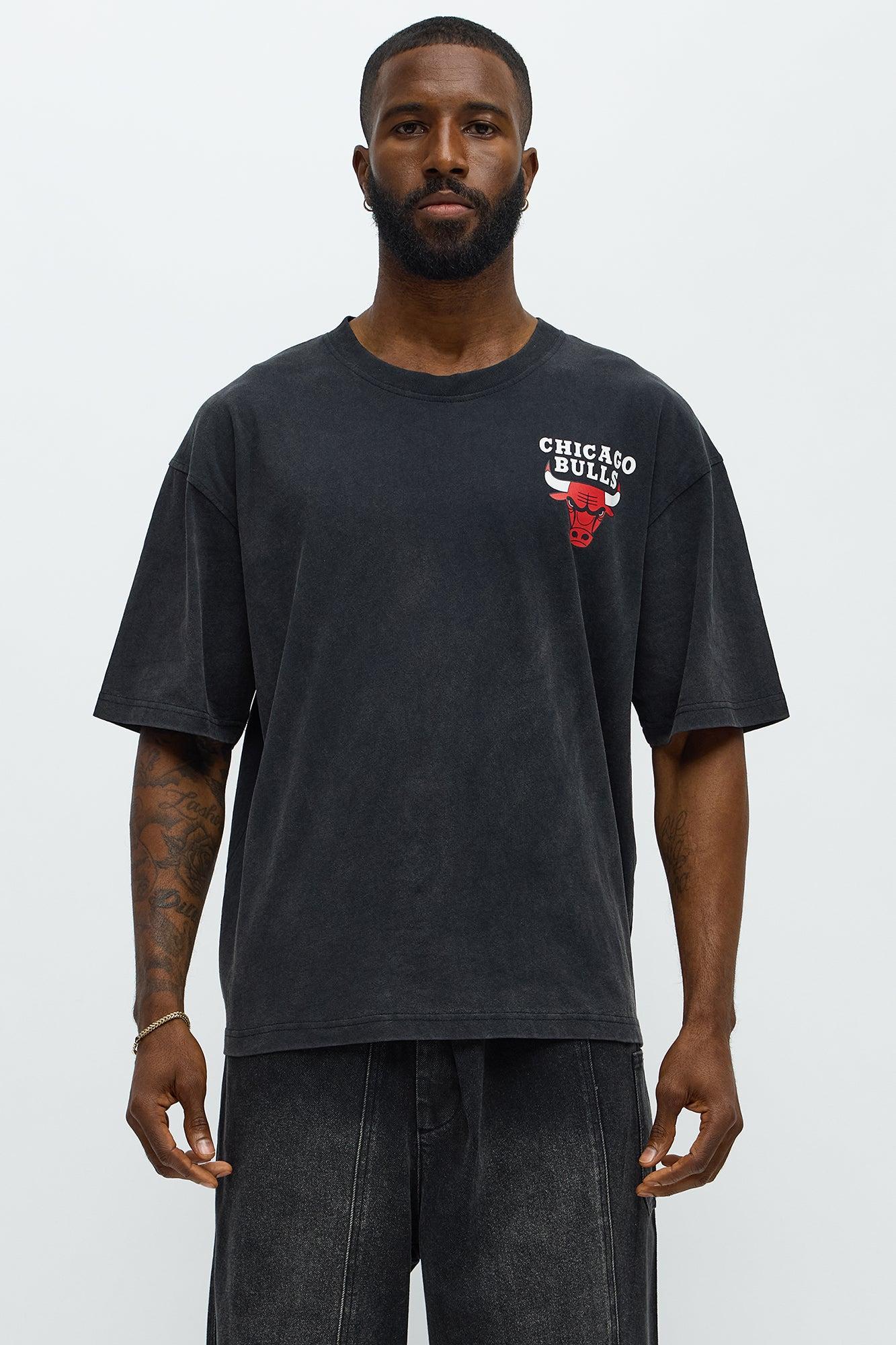 Bulls Freethrow Oversized Short Sleeve Tee - Black Product Image