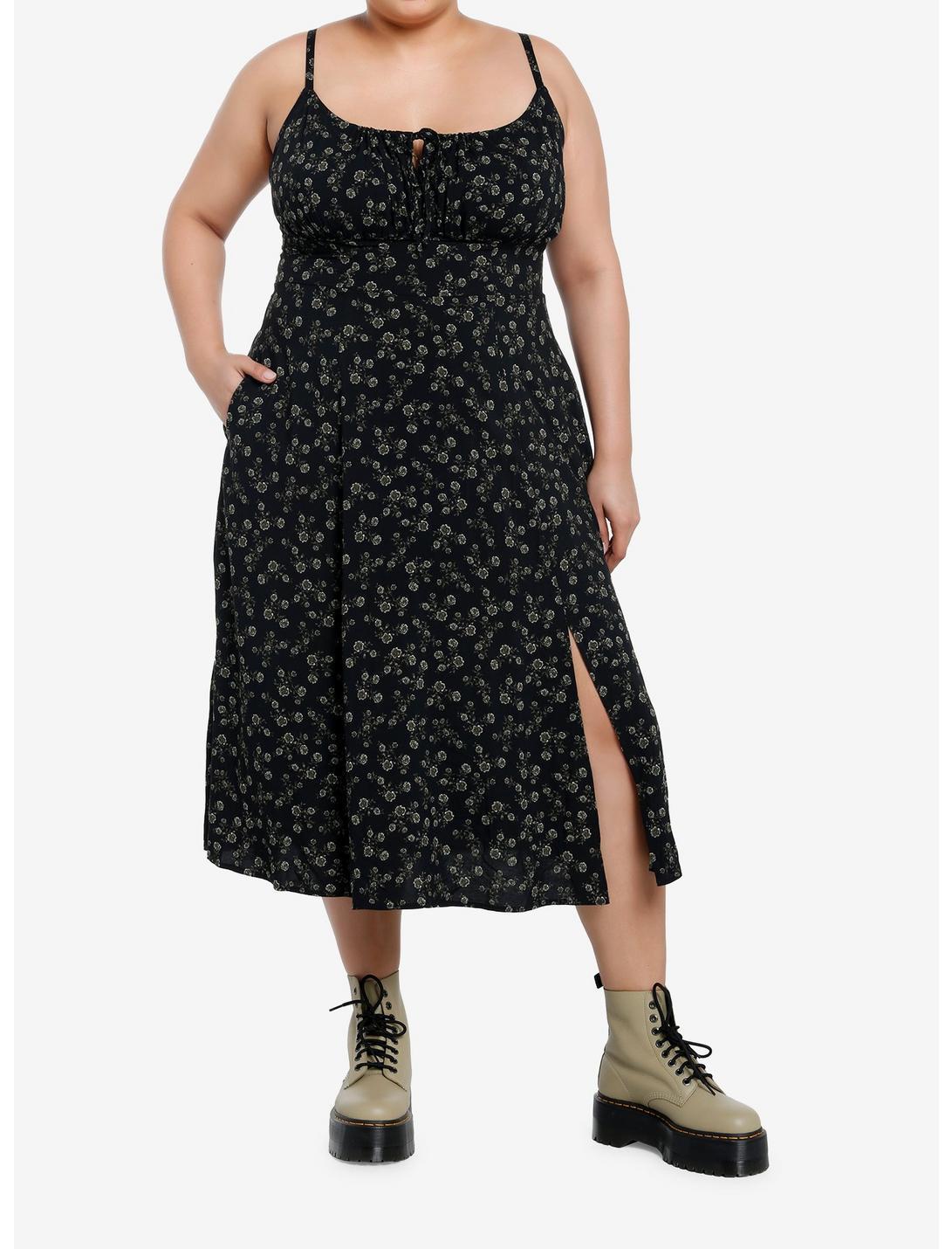 Thorn & Fable Black & Green Floral Midi Dress Plus Size Product Image