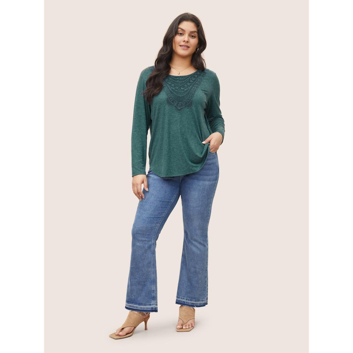 Plus Size Solid Eyelet Lace Curved Hem T-shirt DarkGreen Women Elegant Cut-Out Plain Round Neck Everyday T-shirts BloomChic 18-20/2X Product Image