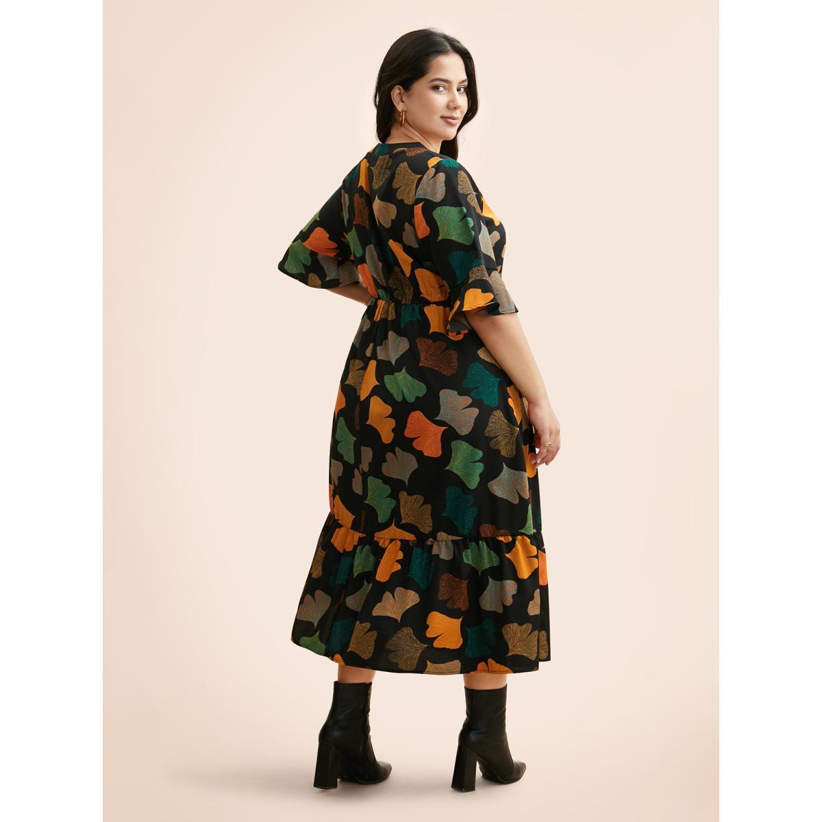 Plus Size Floral Print Notched Ruffle Sleeve Dress BlackFlower Women Elegant Ruffles Flat collar Half Sleeve Curvy BloomChic 14-16/1X Product Image