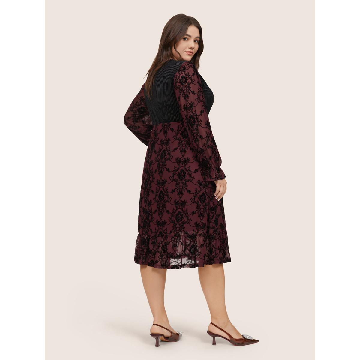 Plus Size Velvet Patchwork Geometric Pleated Dress Scarlet Women Elegant Texture V-neck Long Sleeve Curvy Midi Dress BloomChic 22-24/3X Product Image
