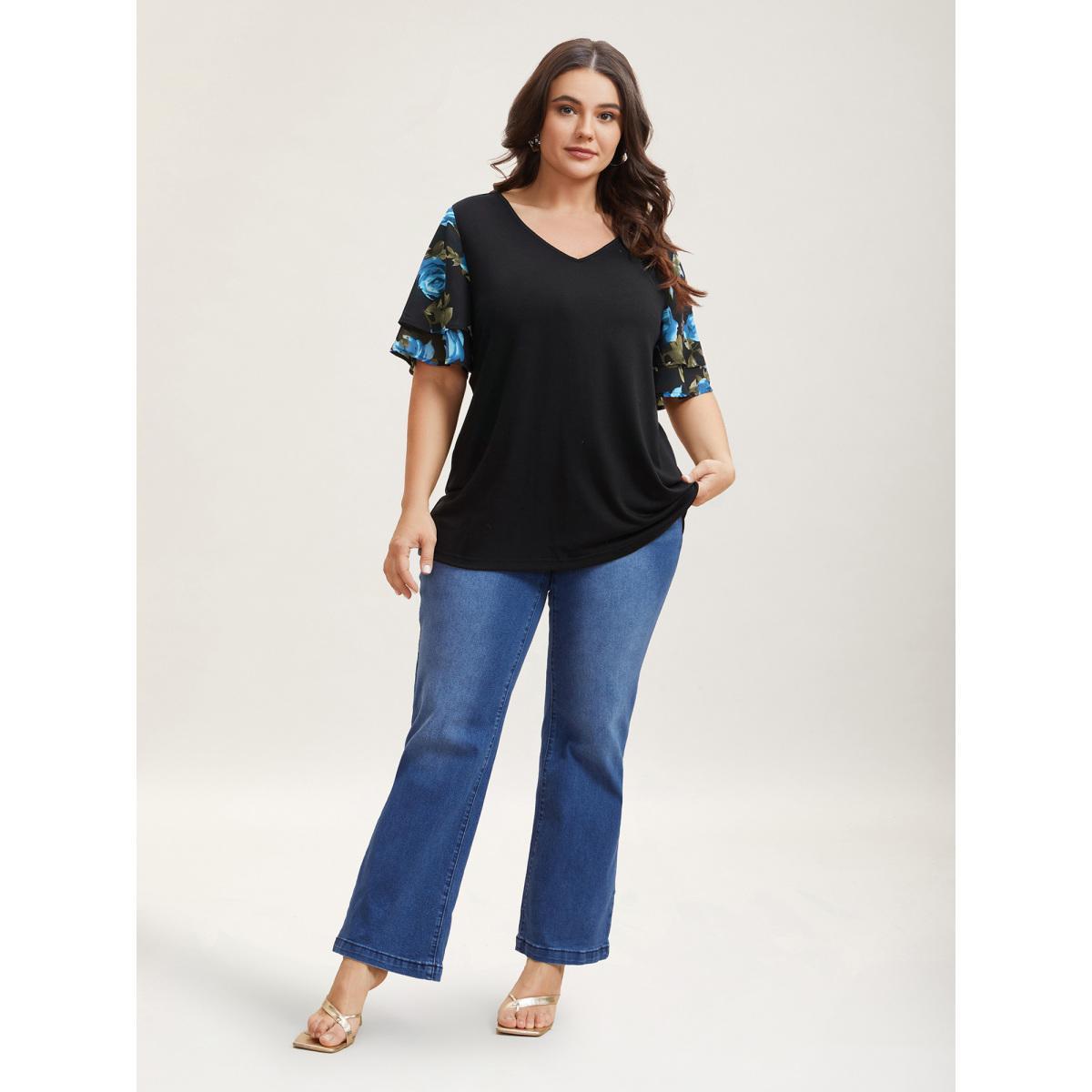 Plus Size Stretchy Floral Lotus Sleeve V-Neck T-Shirt BlackFlower Women Casual Contrast Round Neck Everyday T-shirts BloomChic 26/4X Product Image