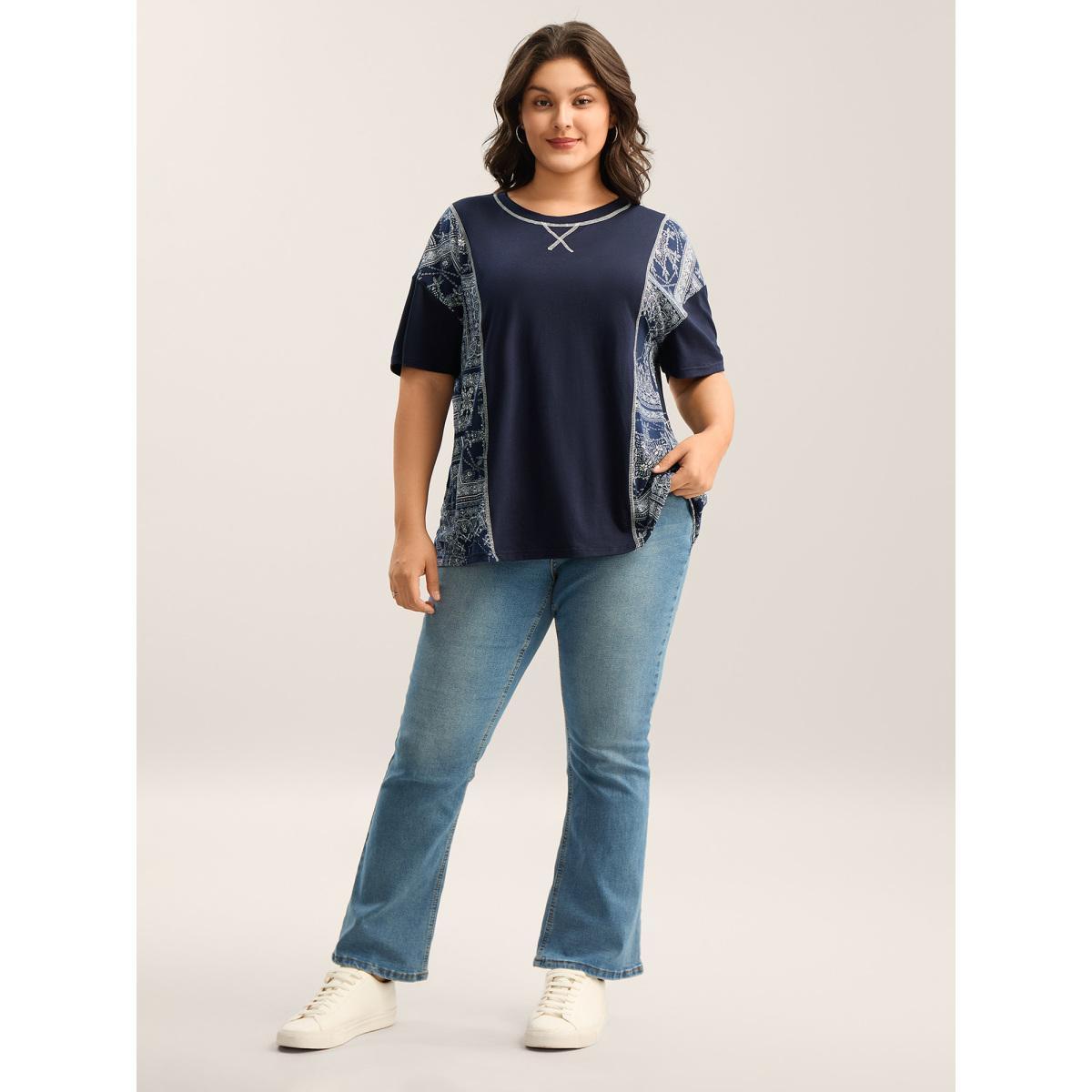 Plus Size Geometric Print Spliced Solid T-Shirt Midnight Women Topstitching Round Neck Everyday-Casual T-shirts BloomChic 10/M Product Image