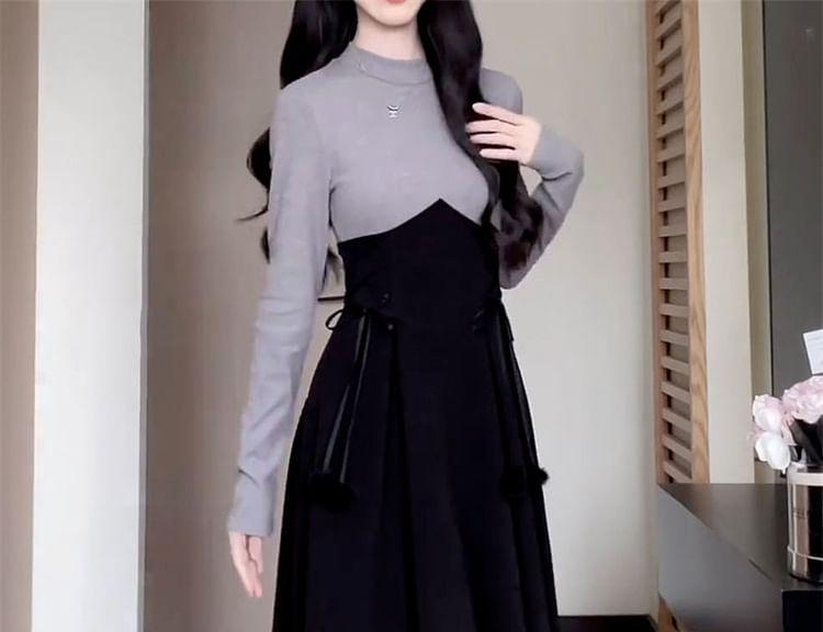 Mock Two-Piece Long-Sleeve Two Tone Midi A-Line Dress Product Image