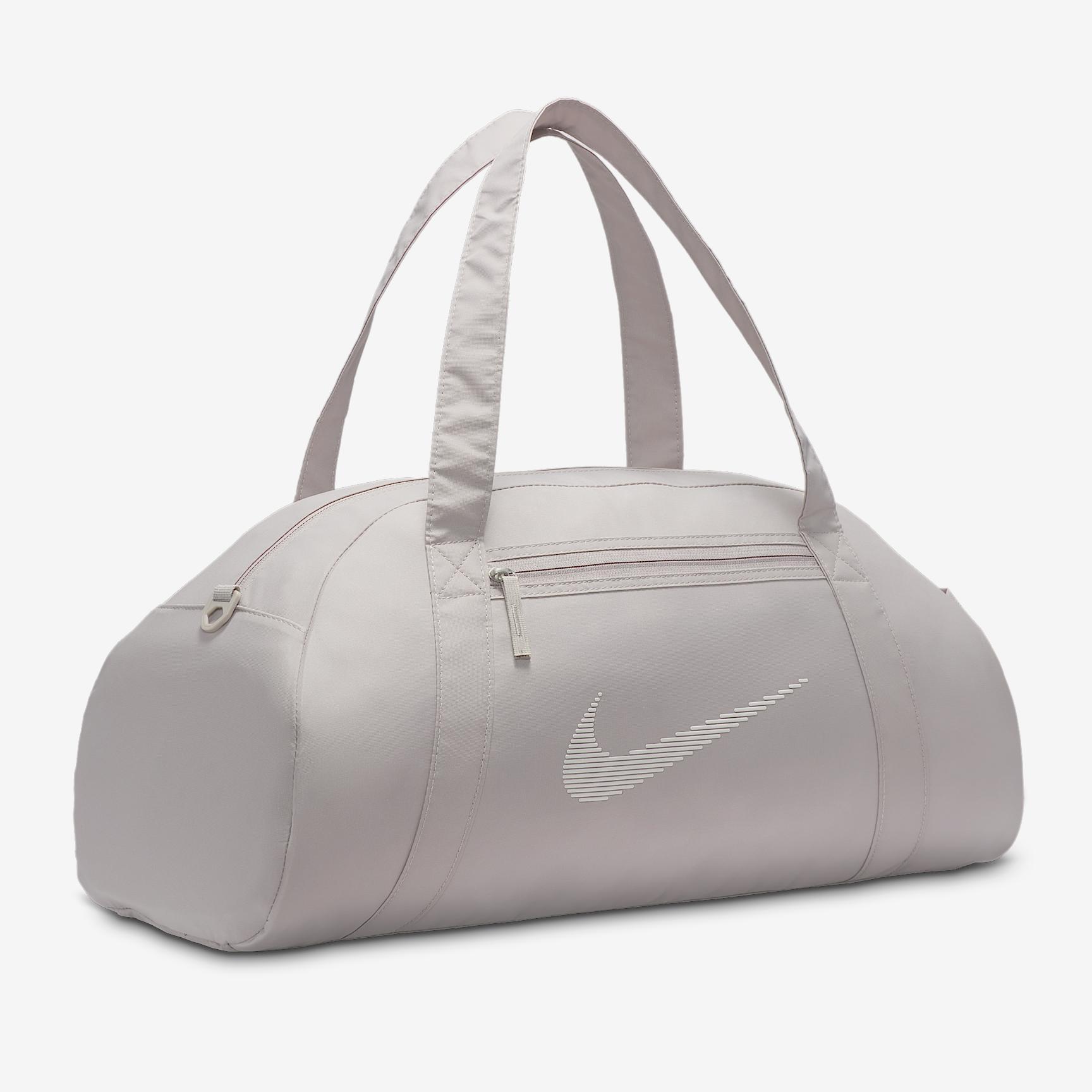 Nike Gym Club Duffel Bag (24L) Product Image