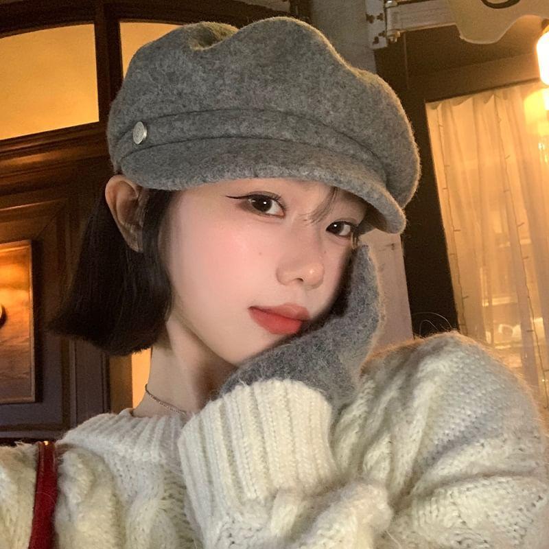 Metal Disc Newsboy Cap Product Image