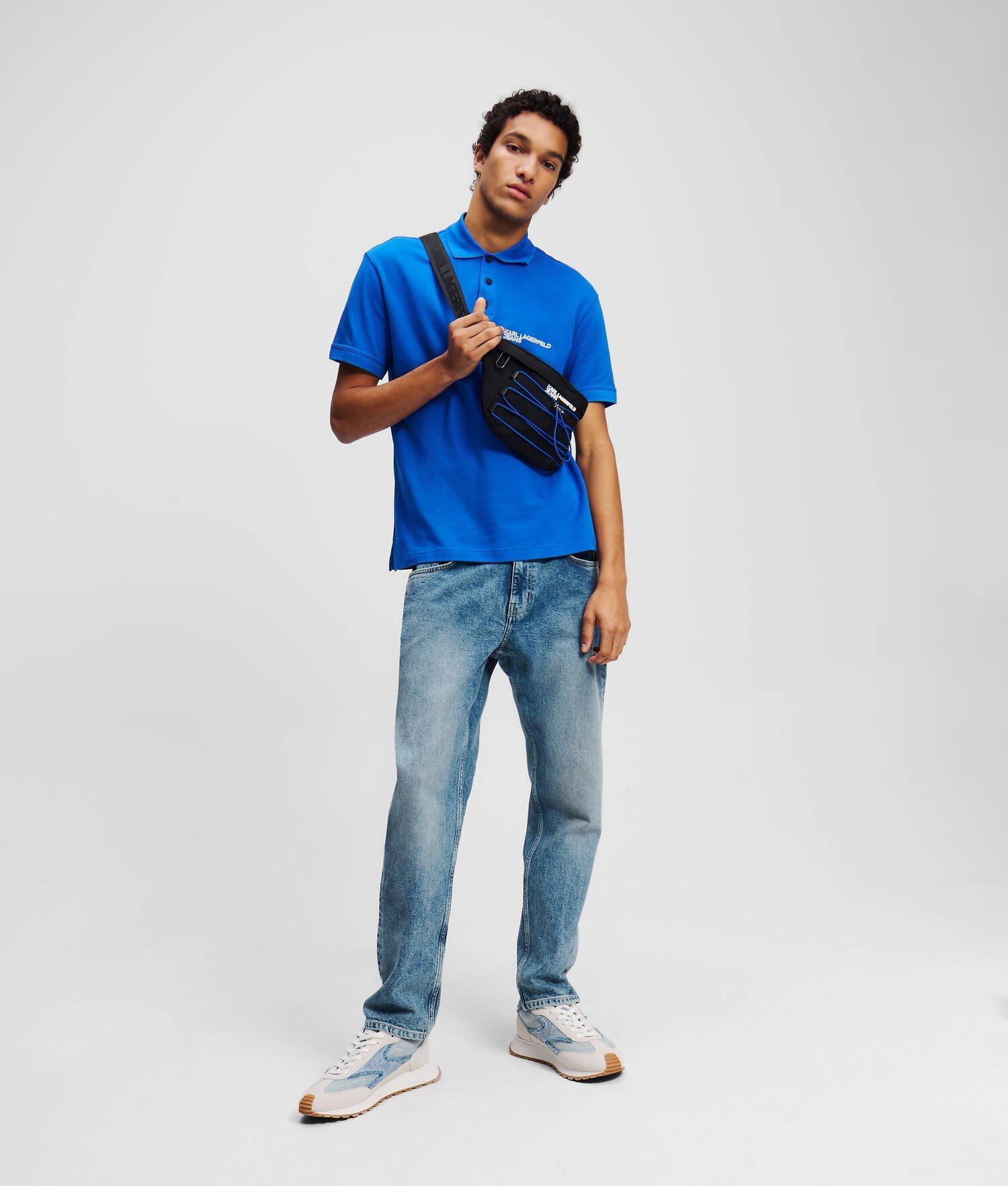 TAPERED JEANS Product Image