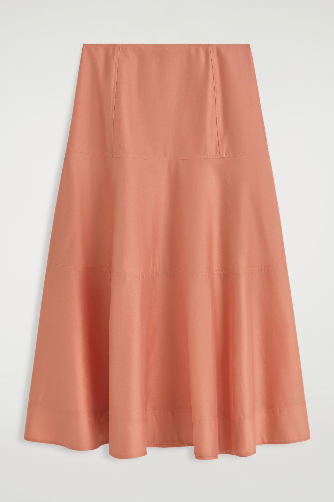 FLUID HALTERNECK TOP Product Image