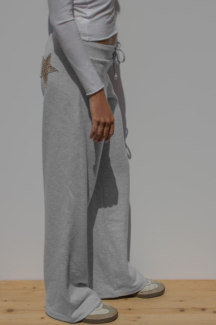 Wide-leg joggers with stars patch Product Image