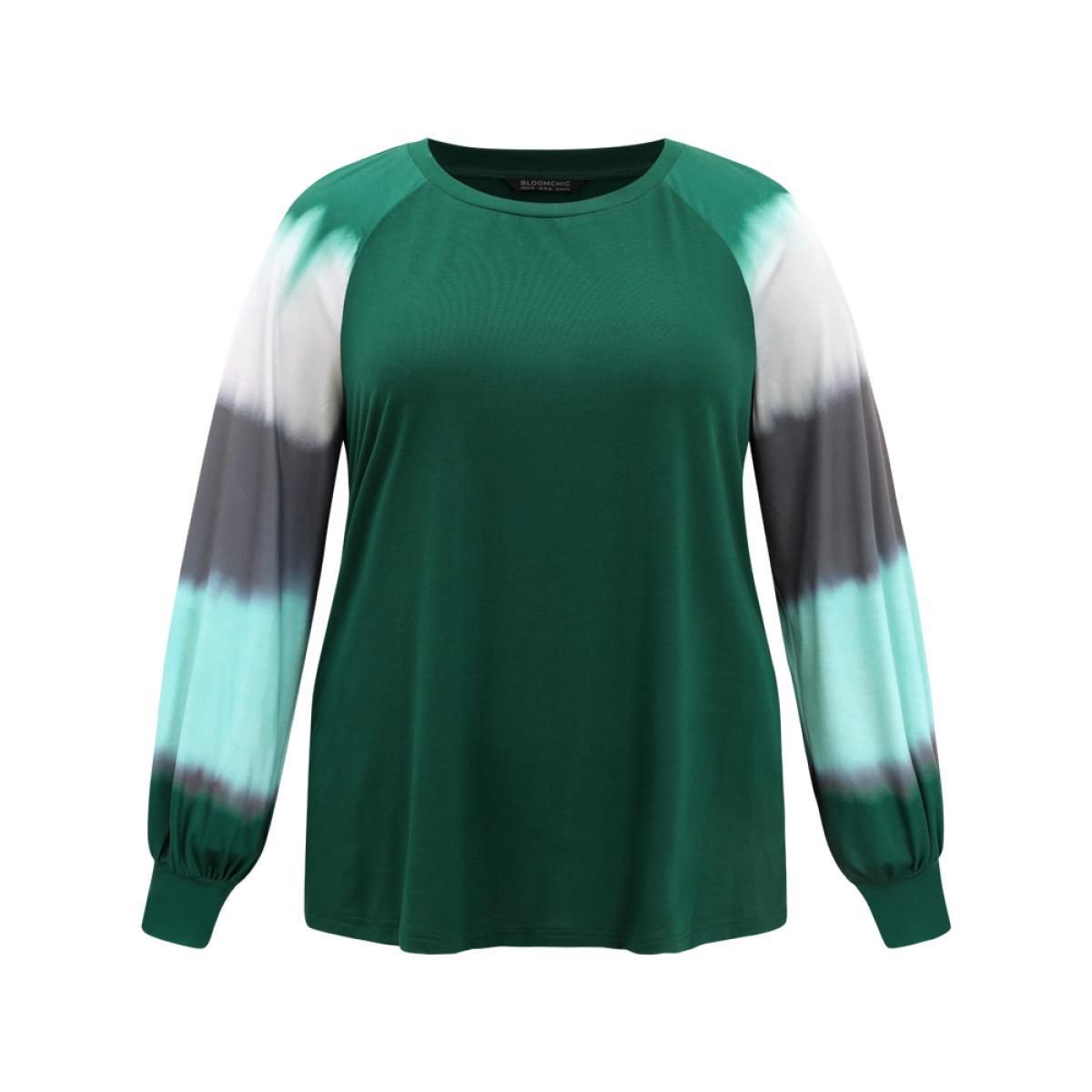 Plus Size Tie Dye Contrast Round Neck Raglan Sleeve T-shirt DarkGreen Women Casual Contrast Tie Dye Round Neck Dailywear T-shirts BloomChic 22-24/3X Product Image