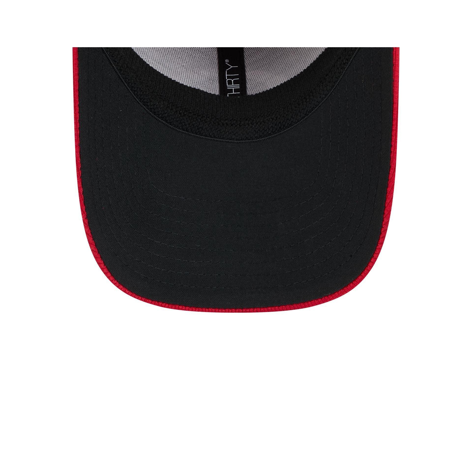 Atlanta Falcons Team Classic 39THIRTY Stretch Fit Hat Male Product Image