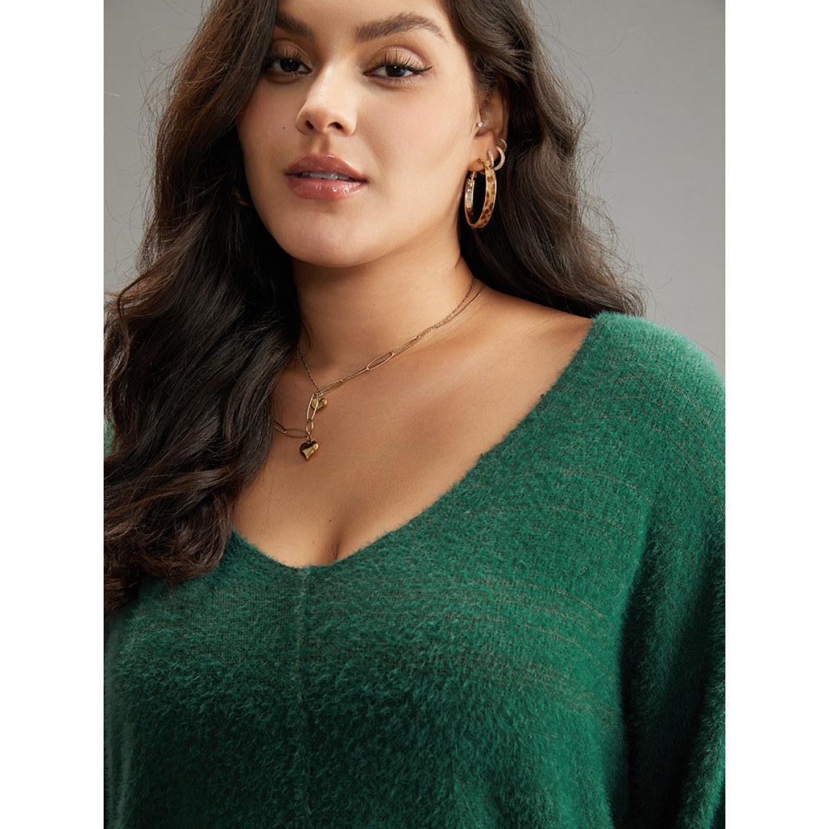 Plus Size Fuzzy Solid Split Side Patchwork Pullover DarkGreen Women Casual Loose Long Sleeve V-neck Dailywear Pullovers BloomChic 26/4X Product Image