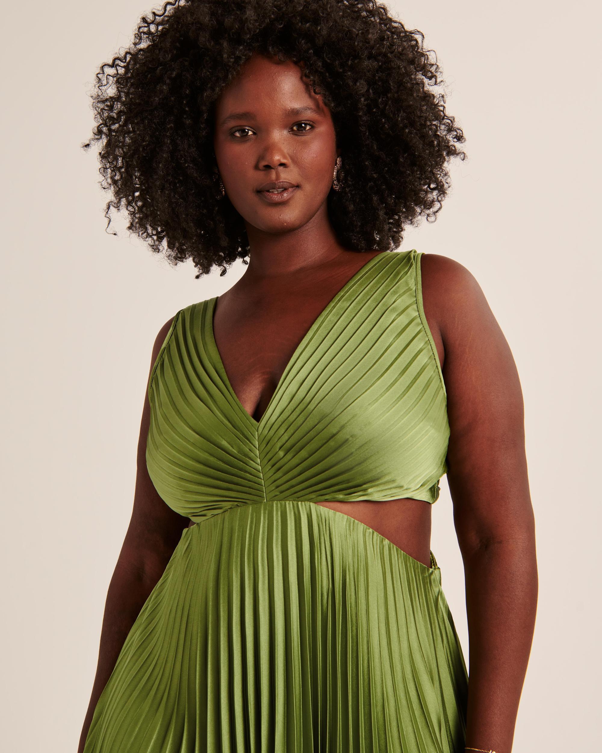 The A&F Giselle Pleated Cutout Maxi Dress Product Image