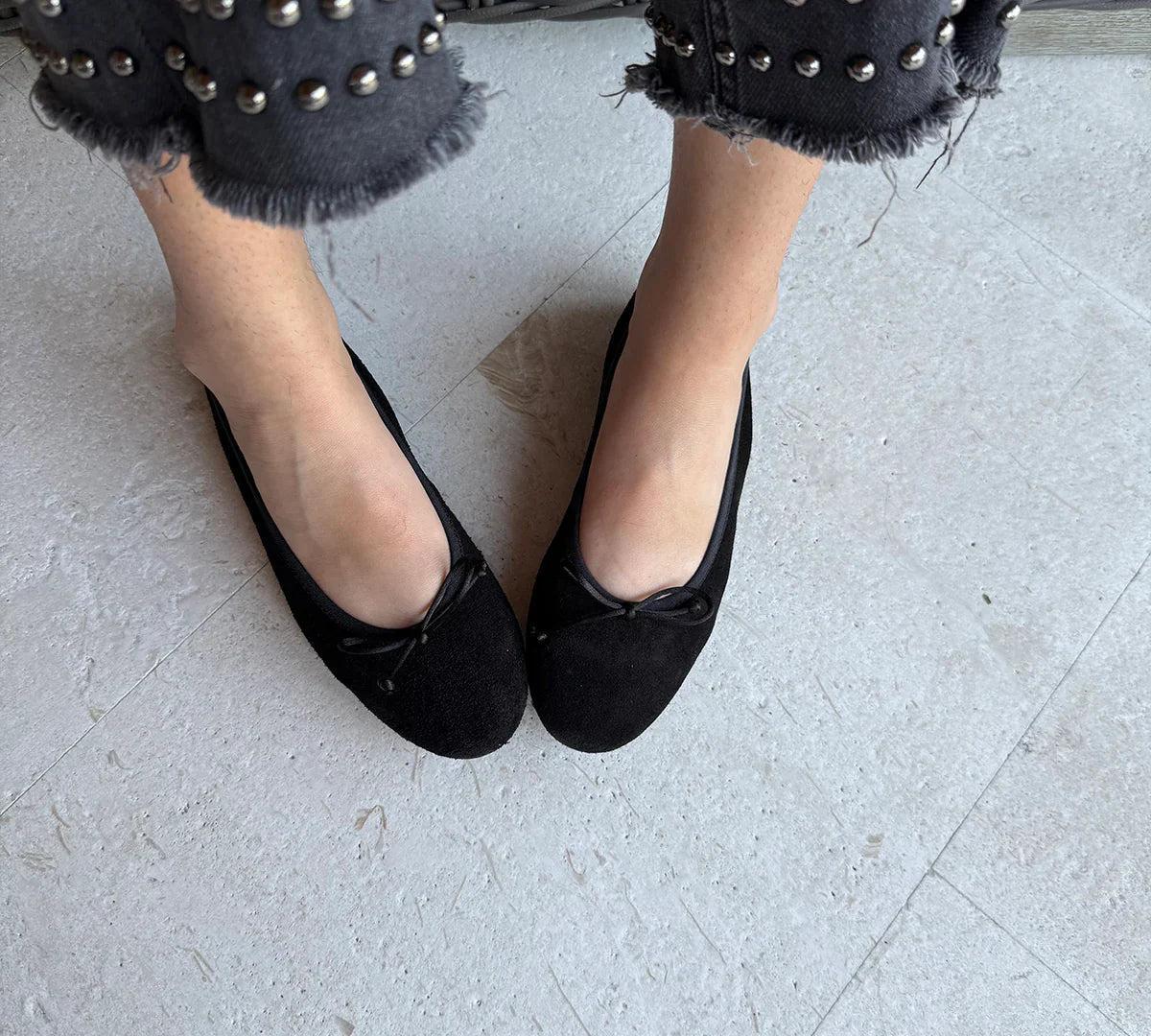 Sofia Elastic Black Product Image