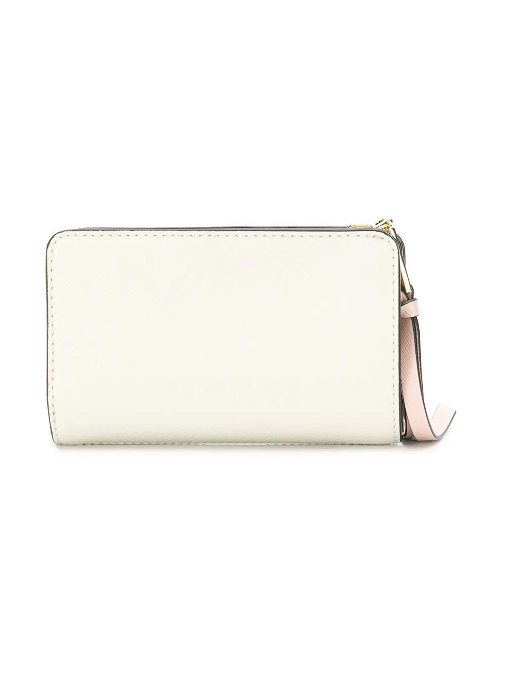 Compact leather wallet Product Image