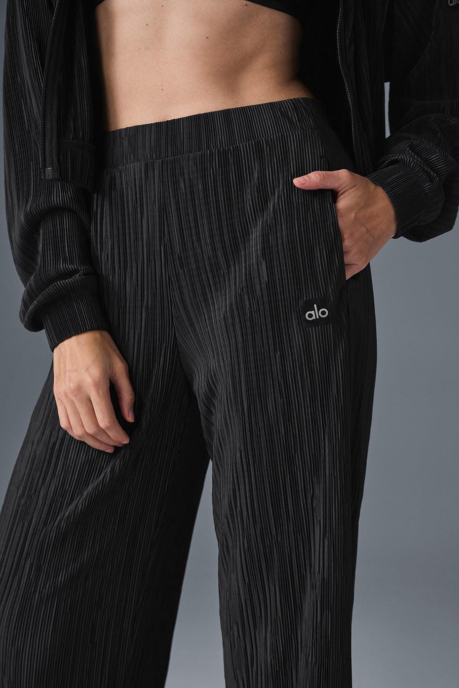 High-Waist Micro Plisse Straight Leg Pant - Black Female Product Image
