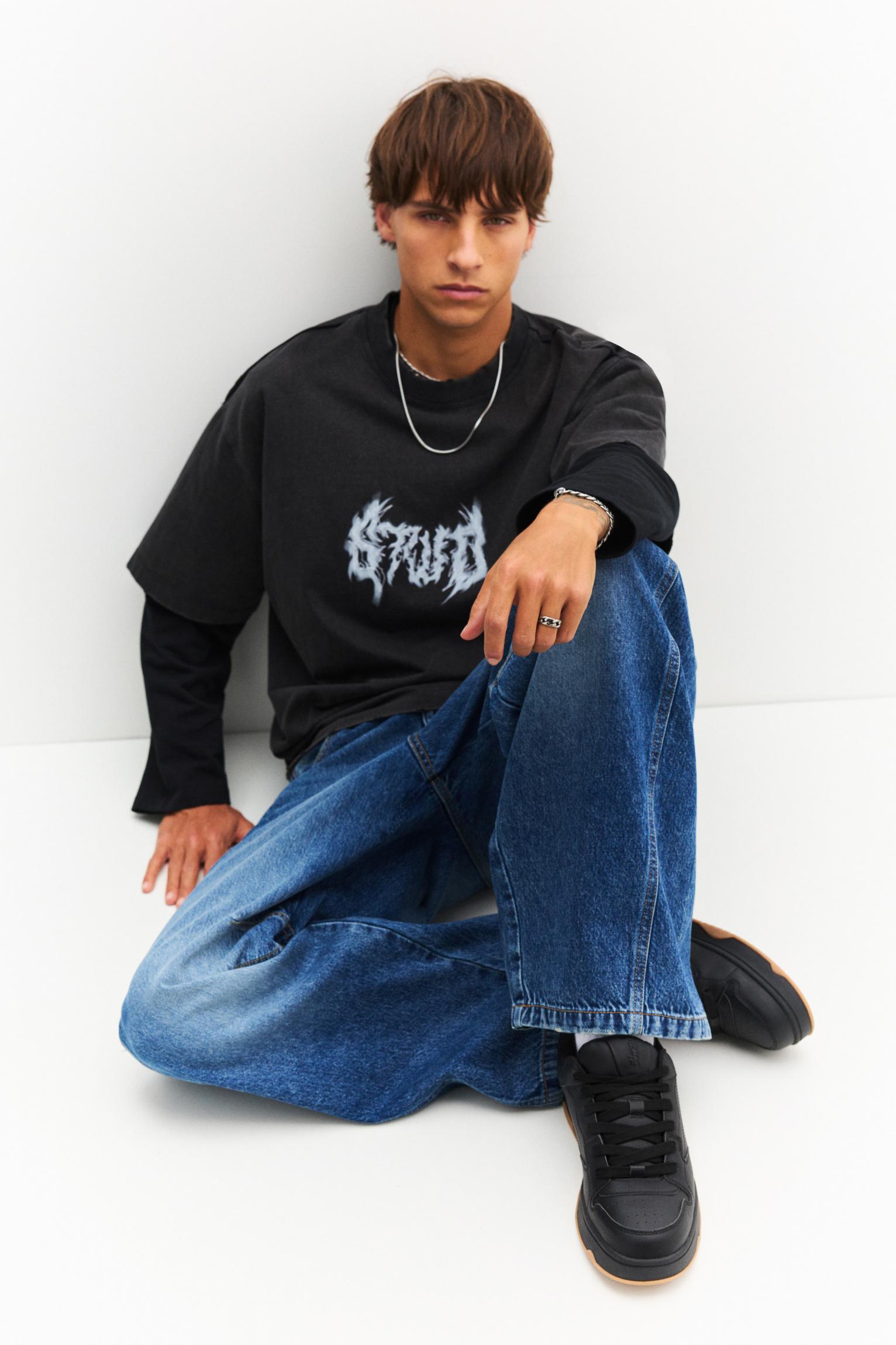 Skater sneakers Product Image