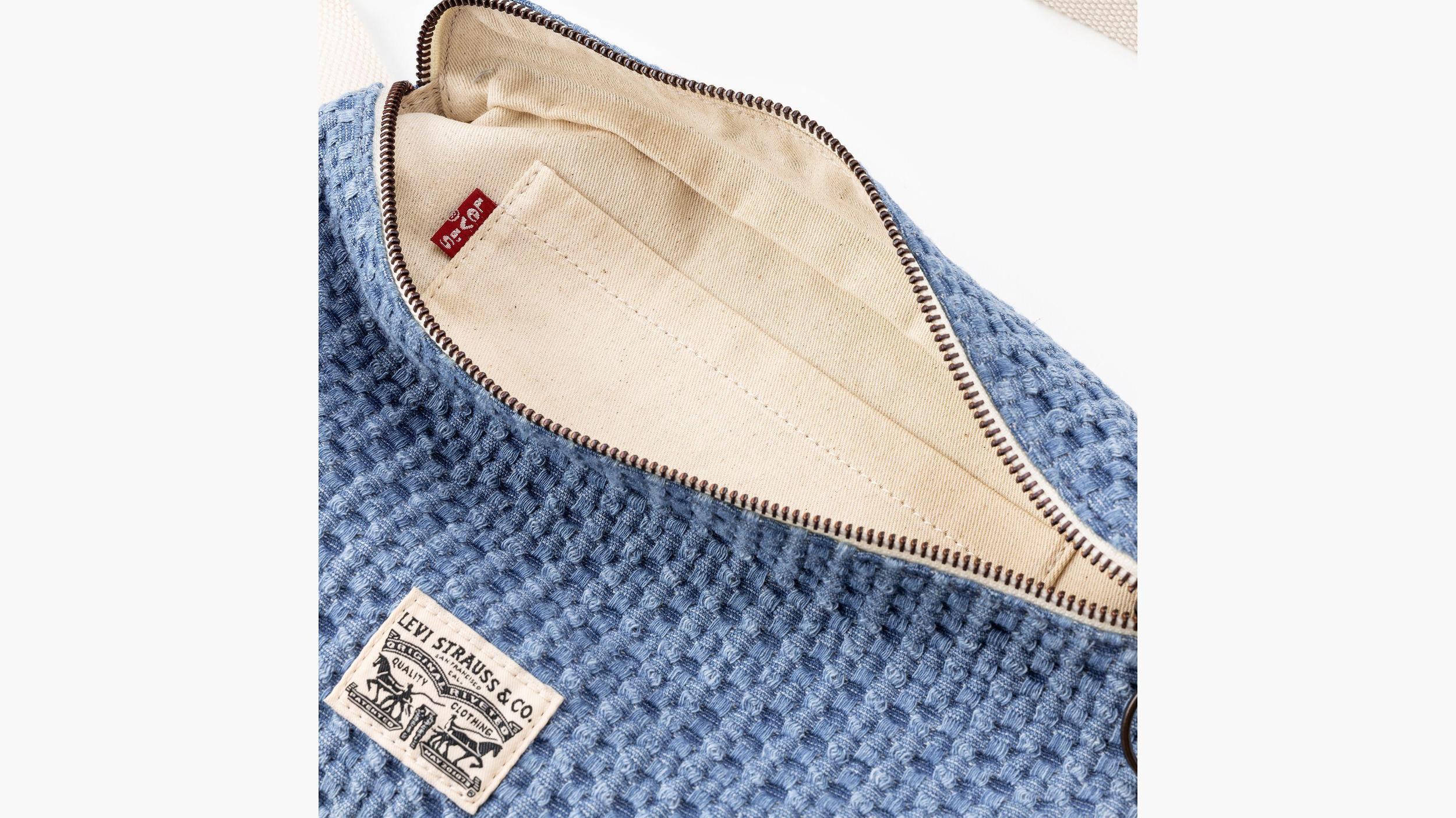Devon Crossbody Bag Product Image