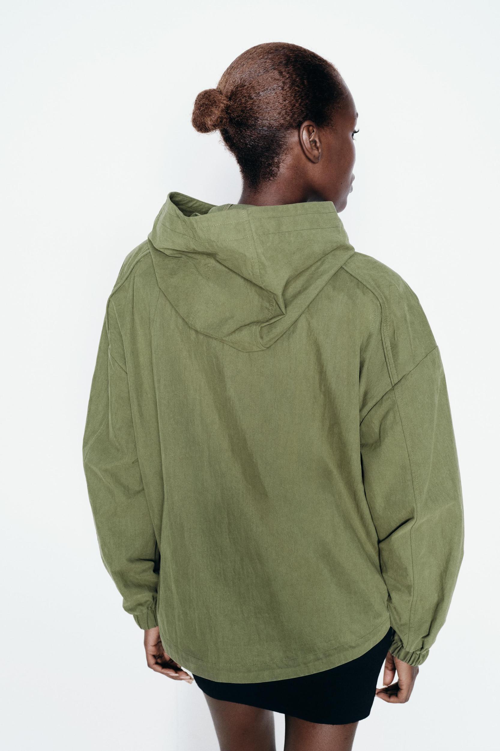 SHORT HOODED JACKET Product Image