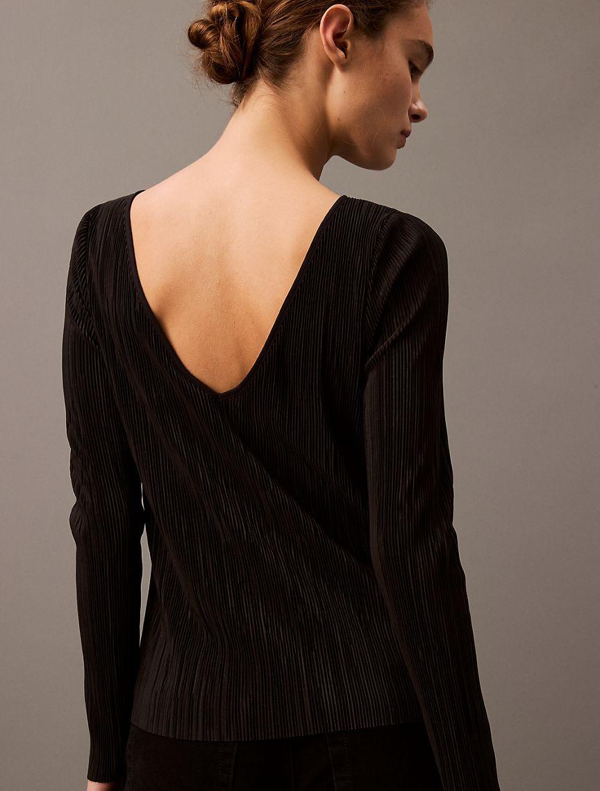 Plisse Low Back Slim T-Shirt Product Image