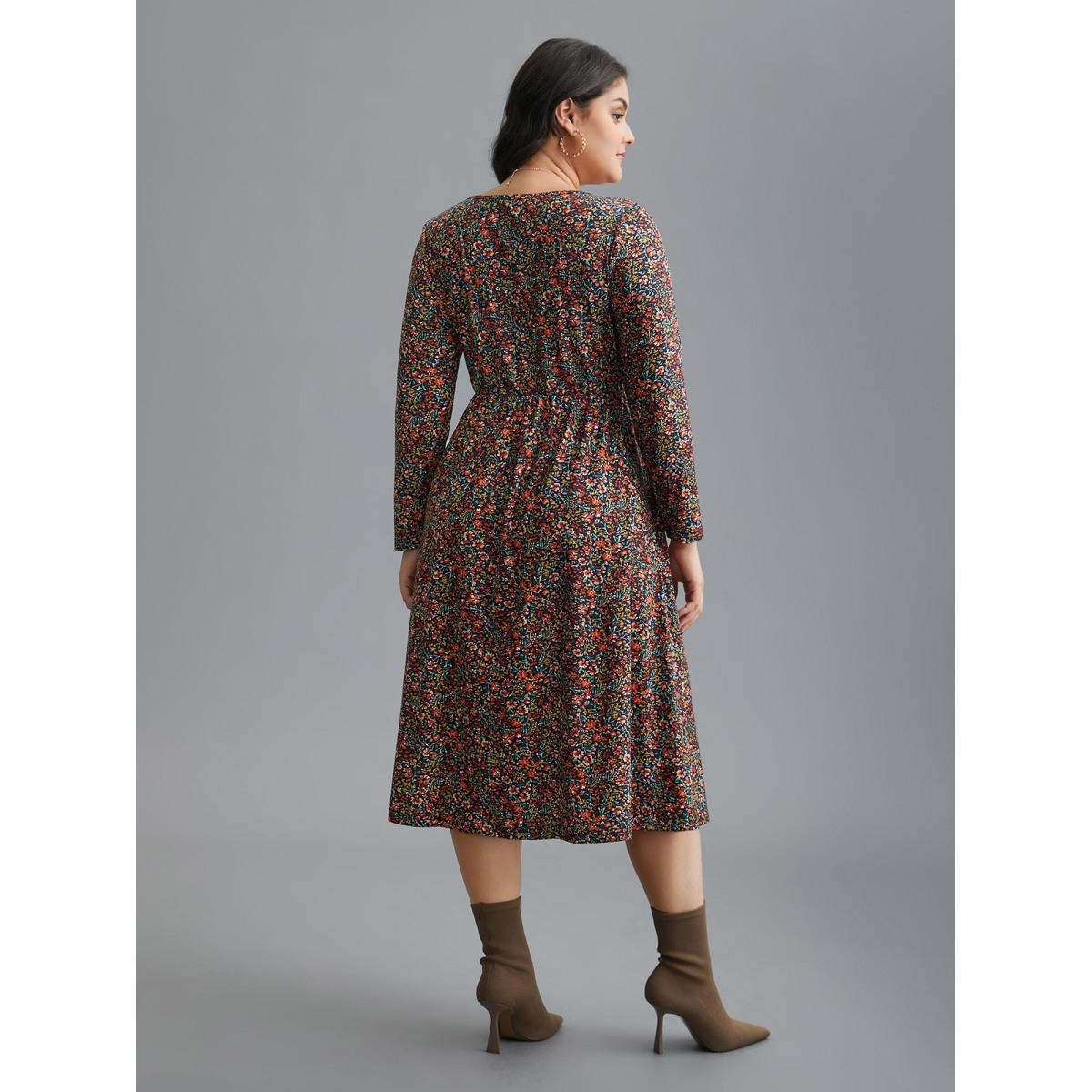 Plus Size Ditsy Floral Drawstring Midi Dress DarkBlue Women Casual Drawstring Knit Dresses Bloomchic 28/5X Product Image