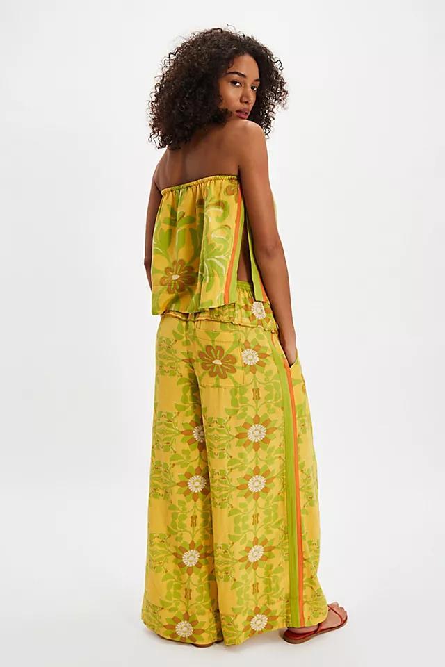 Devella Set Product Image