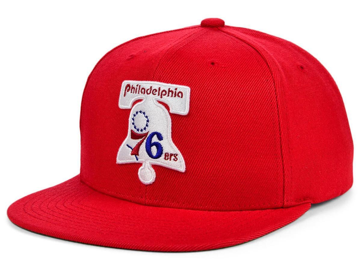 Mens Mitchell & Ness Red Philadelphia 76ers Hardwood Classics Essentials Tonal Basic Snapback Hat Product Image