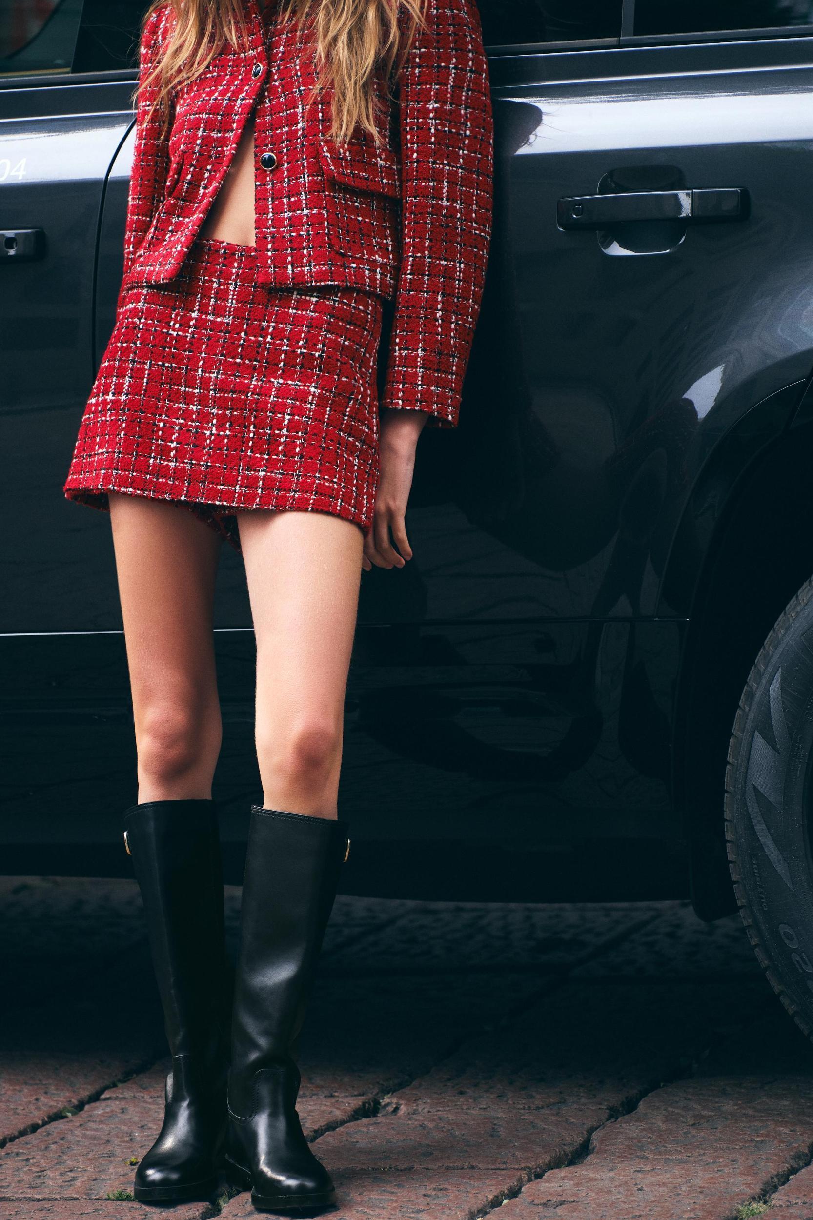 TEXTURED SKORT Product Image