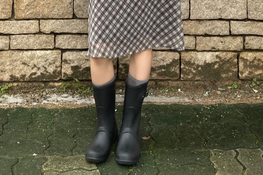 Low Waist Plaid A-Line Skirt Product Image