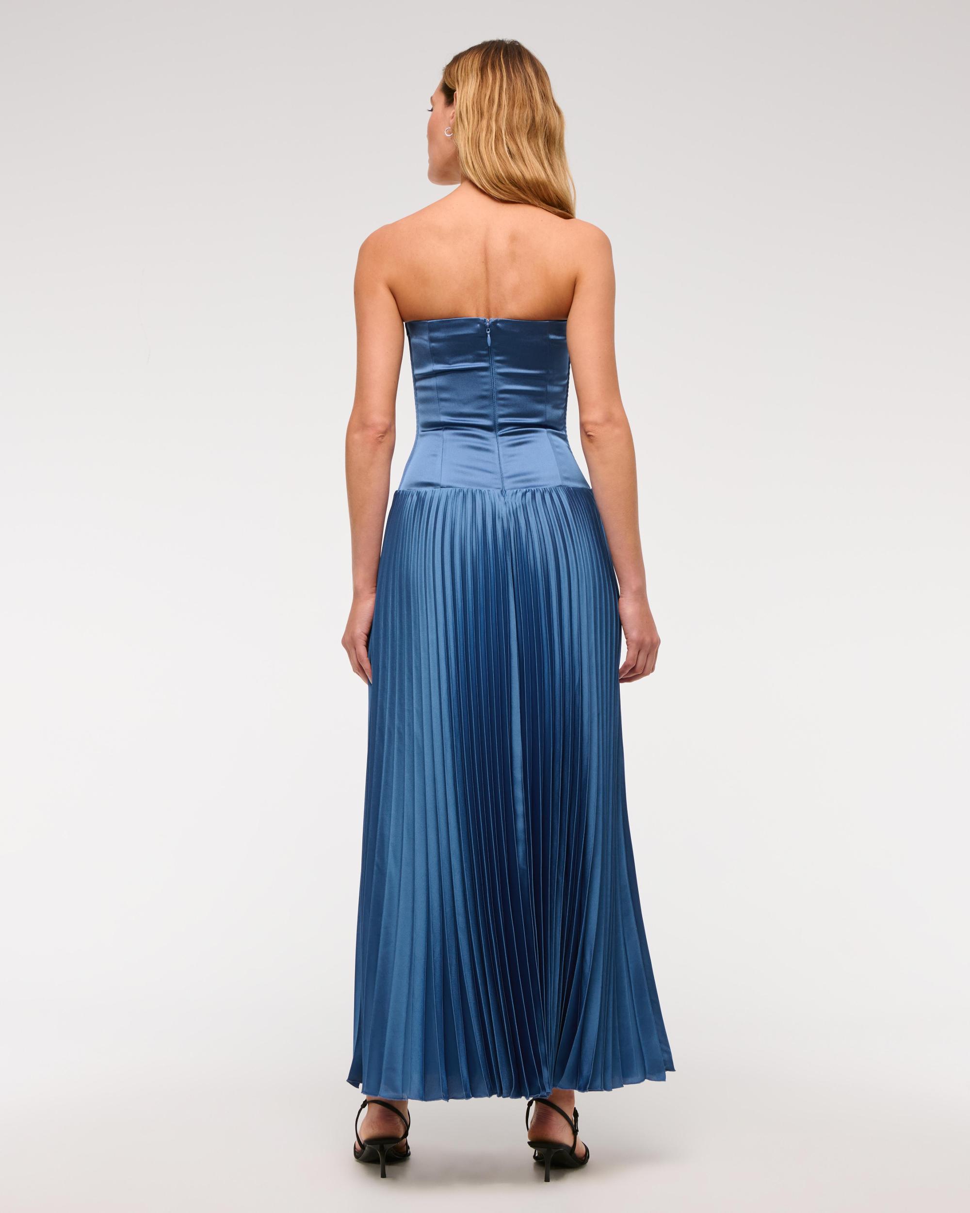 The A&F Giselle Drop-Waist Maxi Dress Product Image