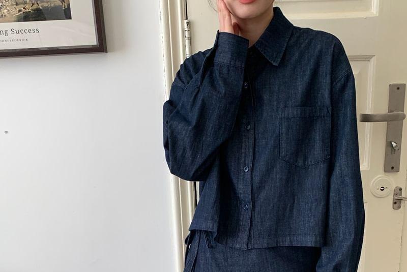 Set: Long-Sleeve Plain Shirt + High Rise Loose Fit Jeans Product Image