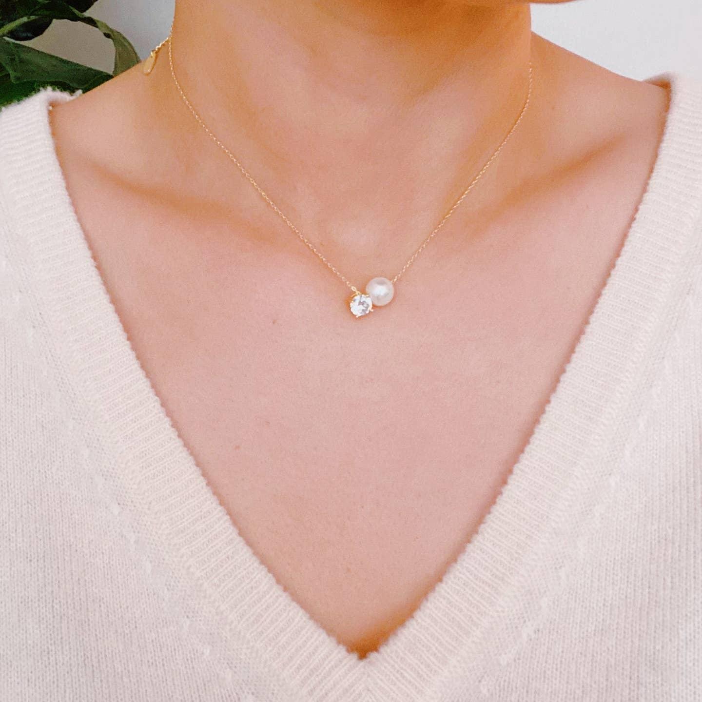 Single Pearl & Diamond Necklace Product Image