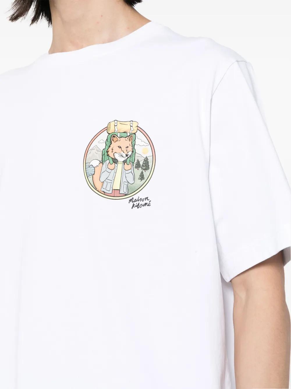Rambling Fox T-shirt Product Image