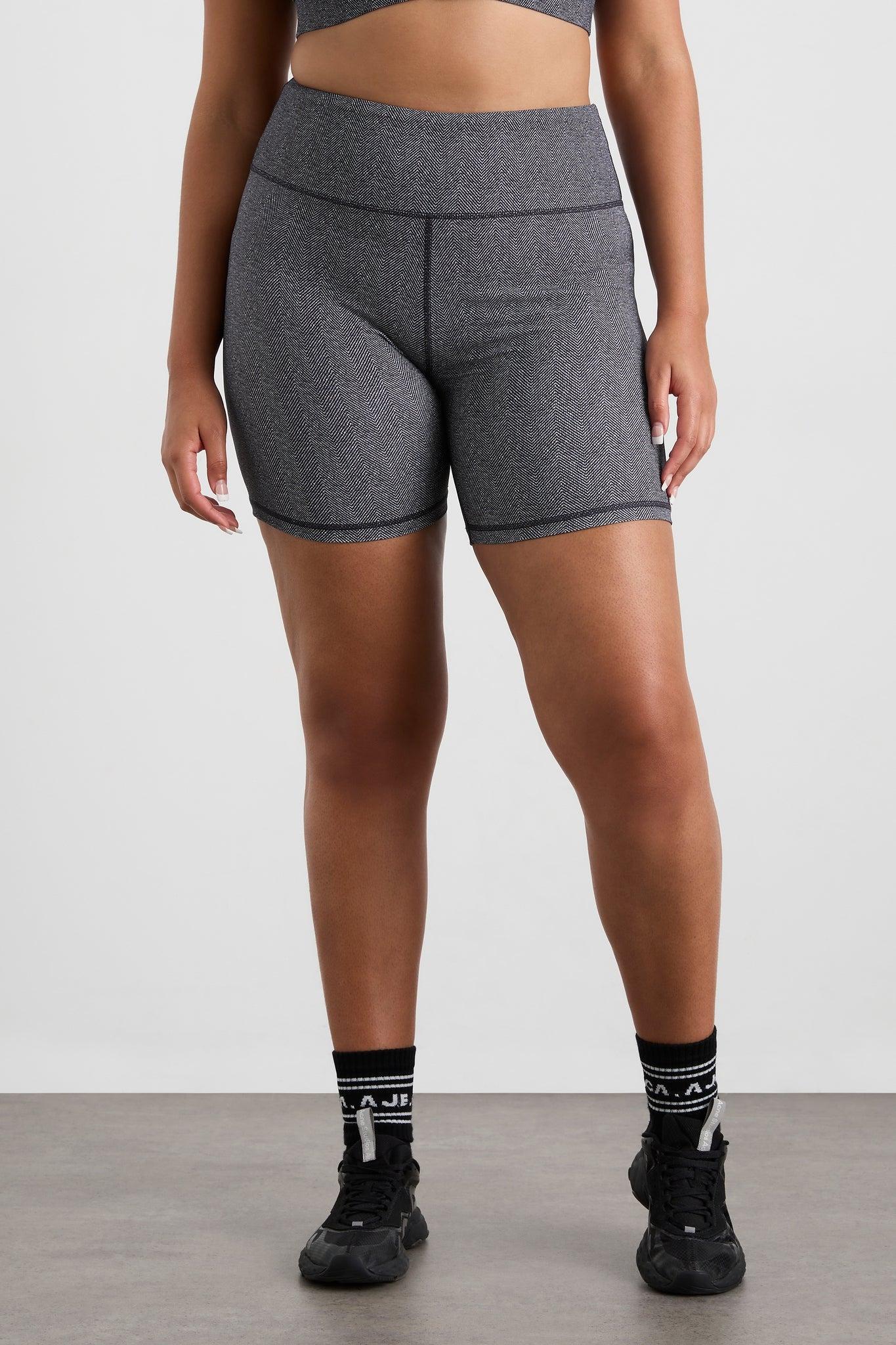 High Rise Bike Shorts 607 Product Image