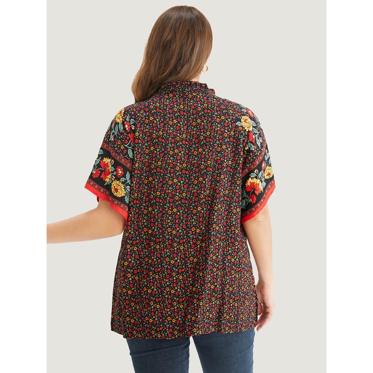 Plus Size Black Ditsy Floral Tie Neck Ruffles Raglan Sleeve Blouse Women Vacation Short sleeve V-neck Dailywear Blouses BloomChic 28/5X Product Image