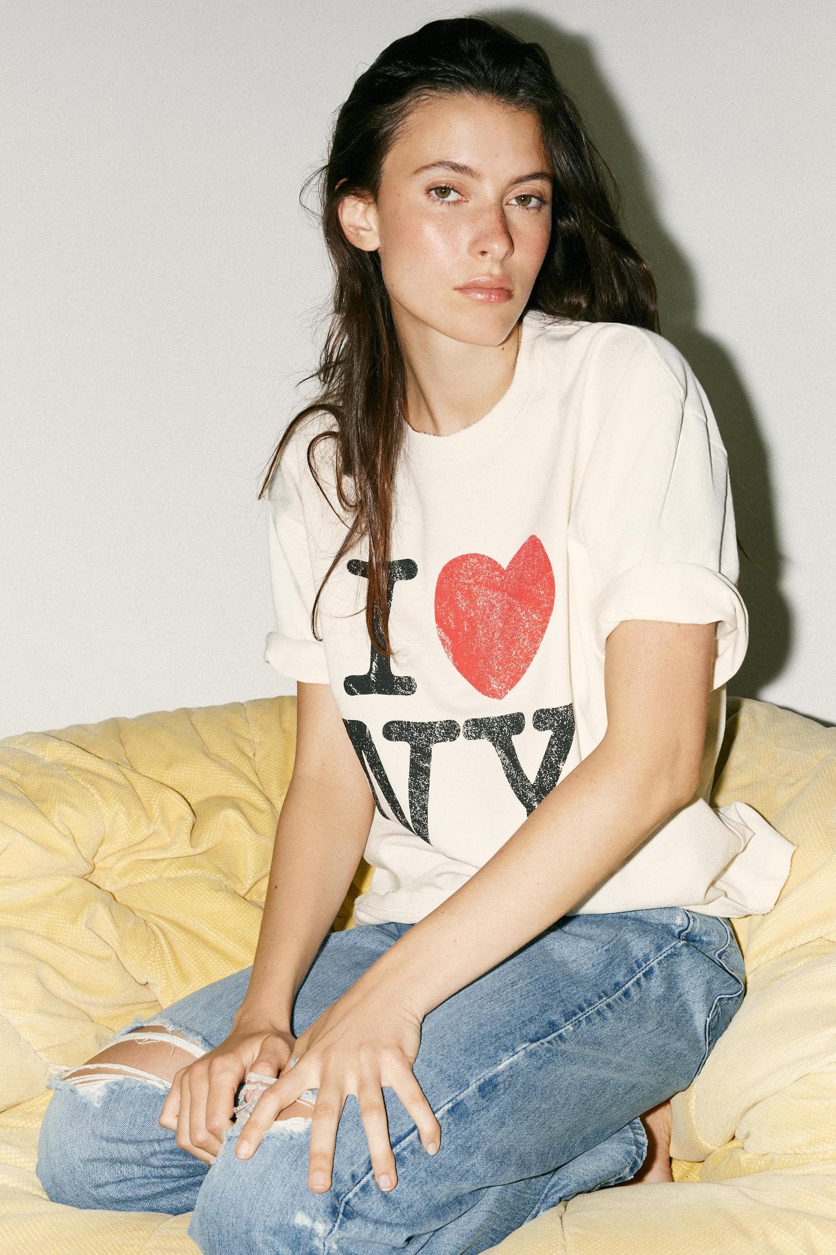 NY® WASHED EFFECT T-SHIRT Product Image