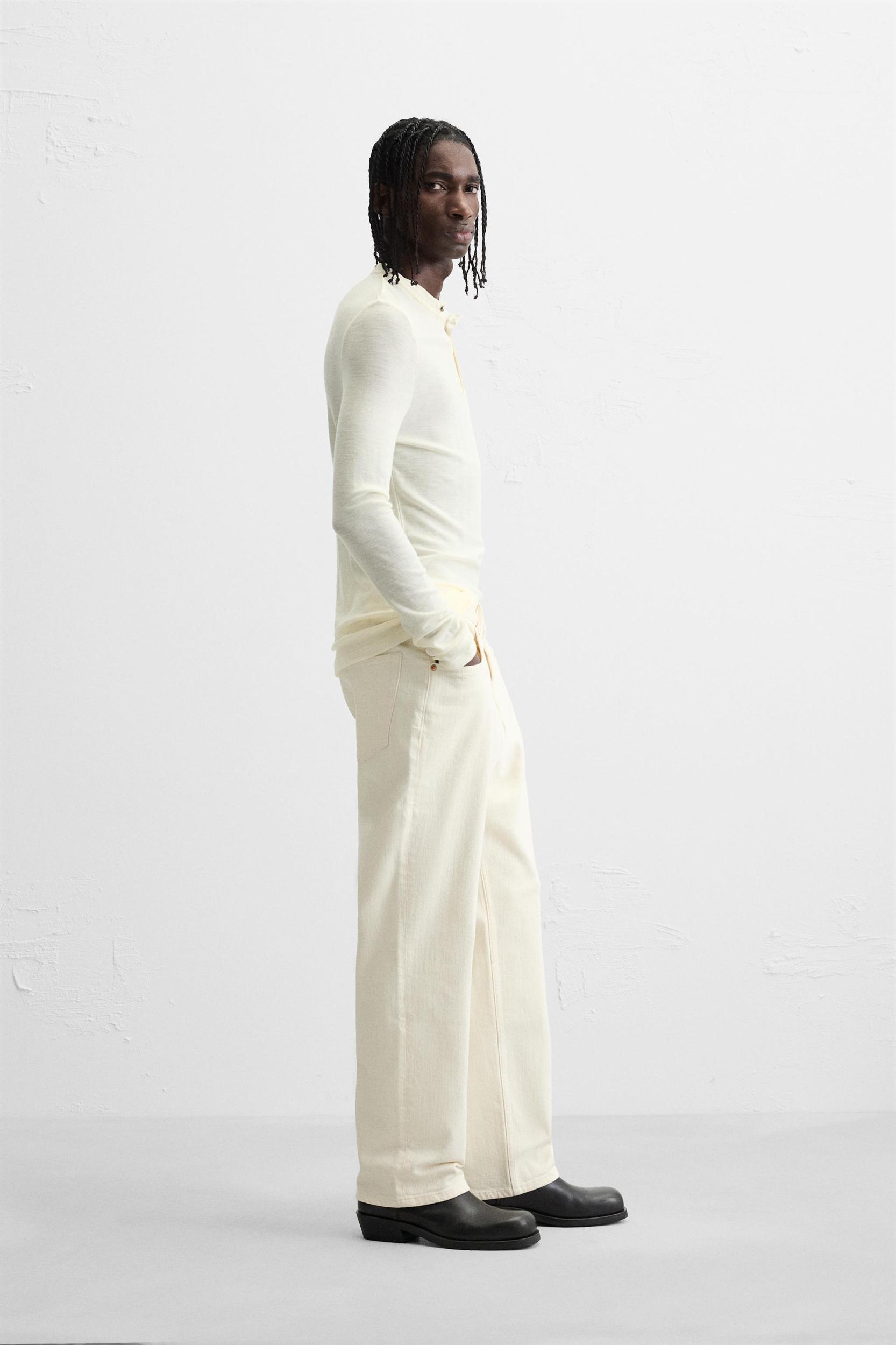 ADJUSTABLE RELAXED FIT JEANS Product Image