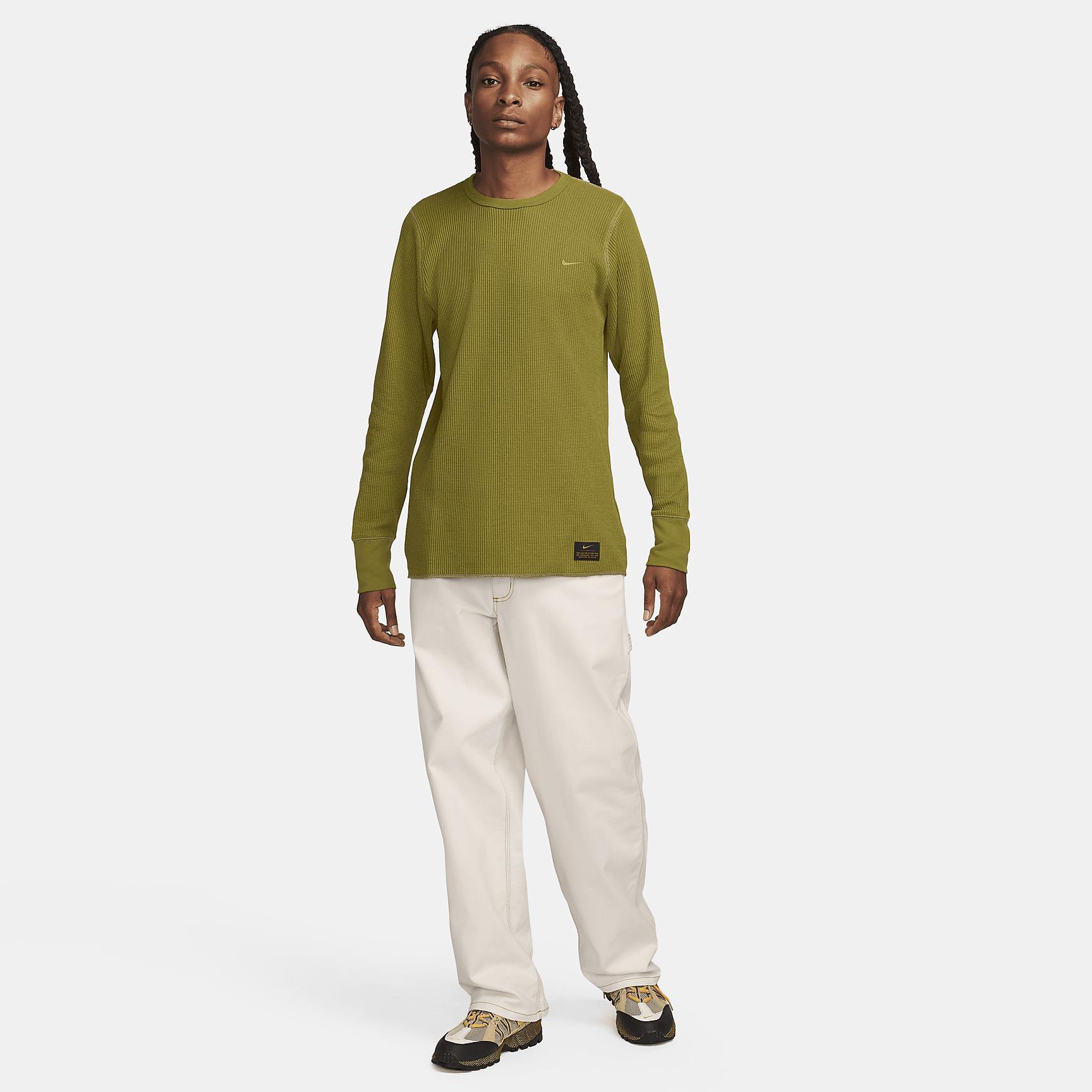 Nike Life Men's Long-Sleeve Heavyweight Waffle Top Product Image